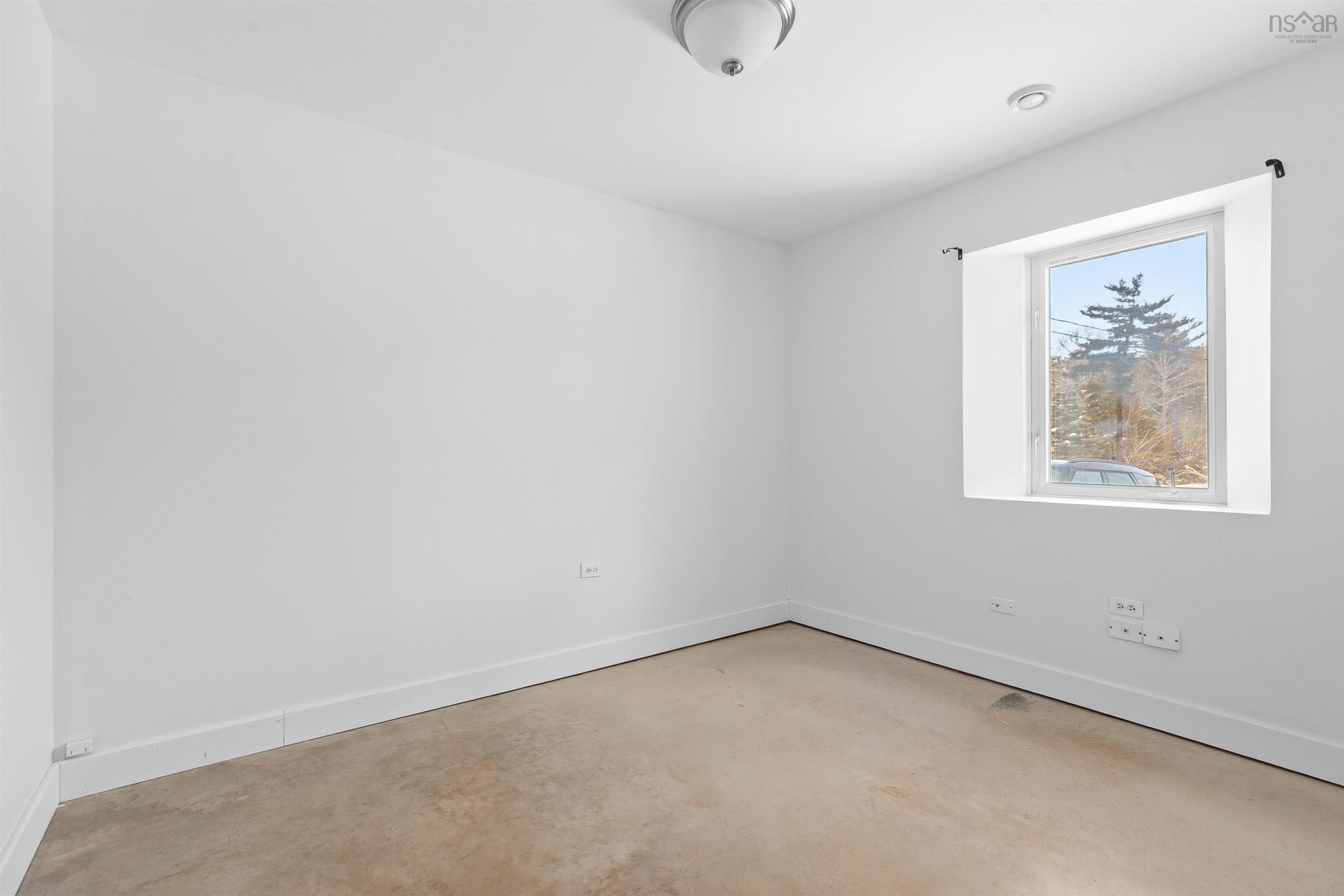 $525,000.00: 21 Long Hill Road, Mahone Bay