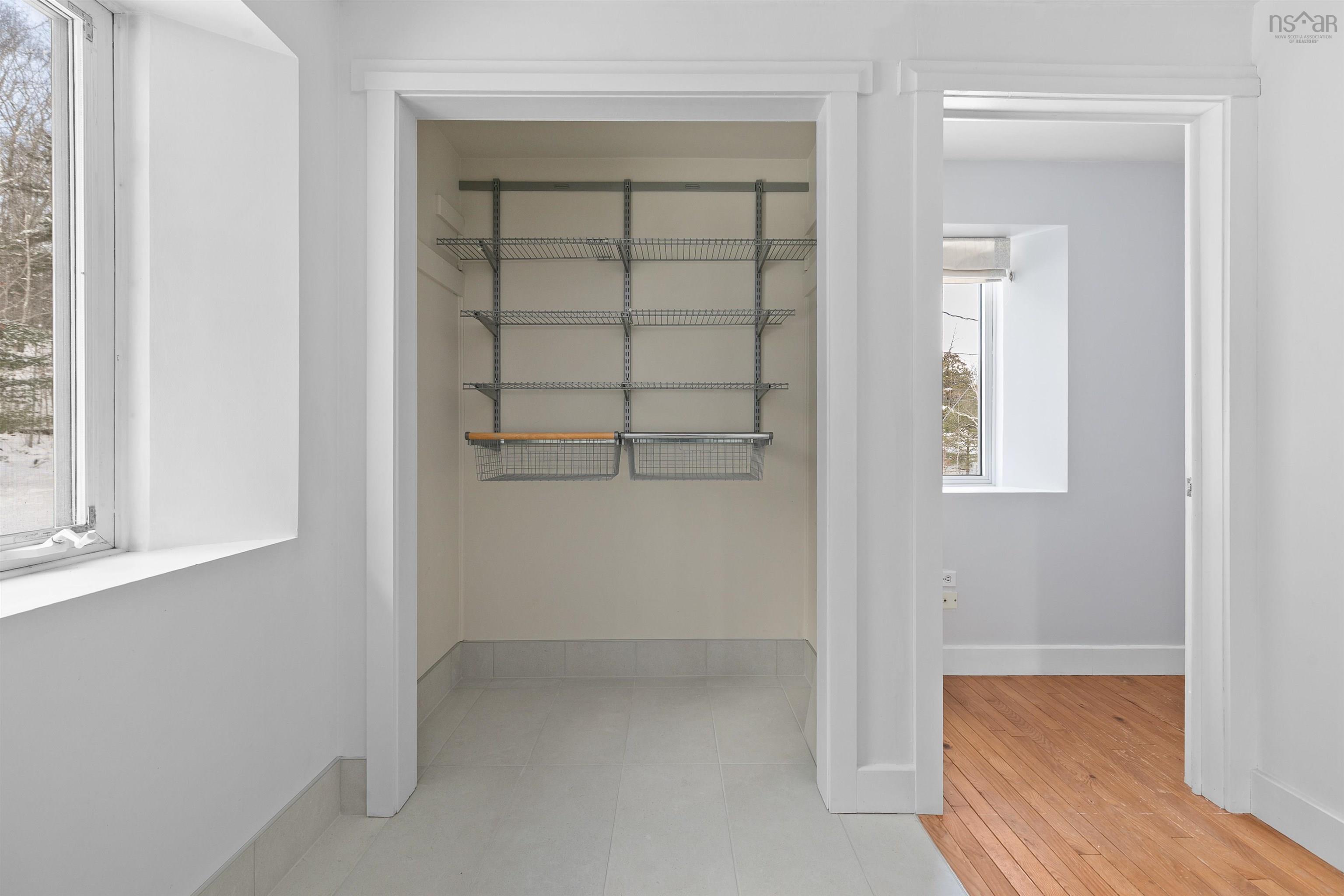 $525,000.00: 21 Long Hill Road, Mahone Bay