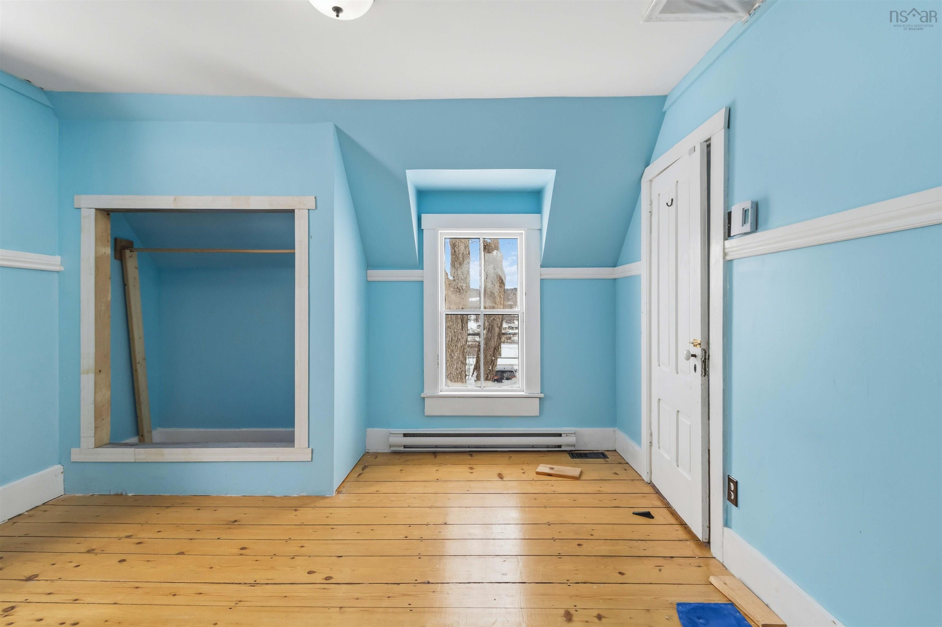 $259,900.00: 101 PLEASANT Street, Bridgewater