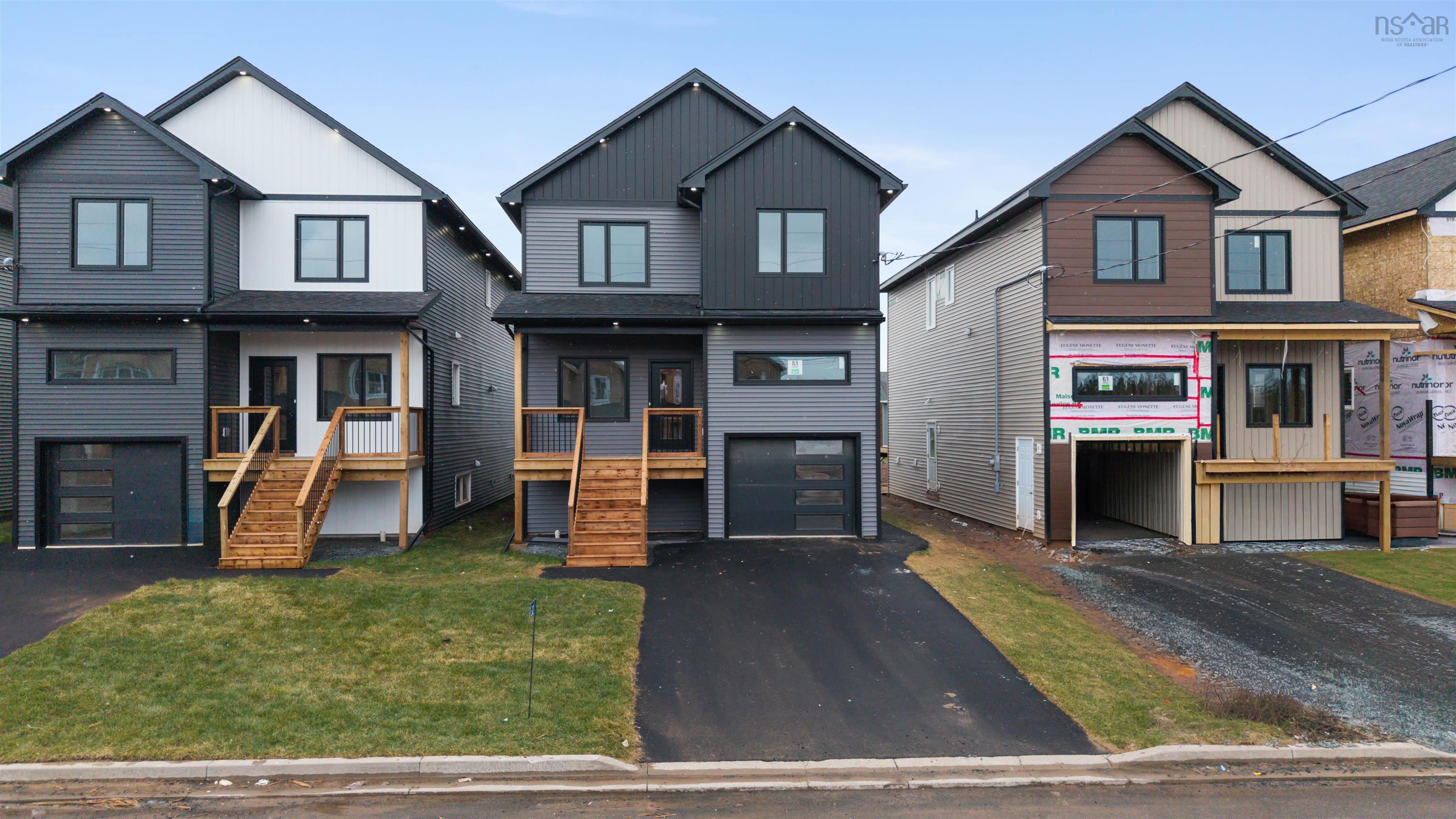 $749,900.00: 32 Brianna Drive, Lantz