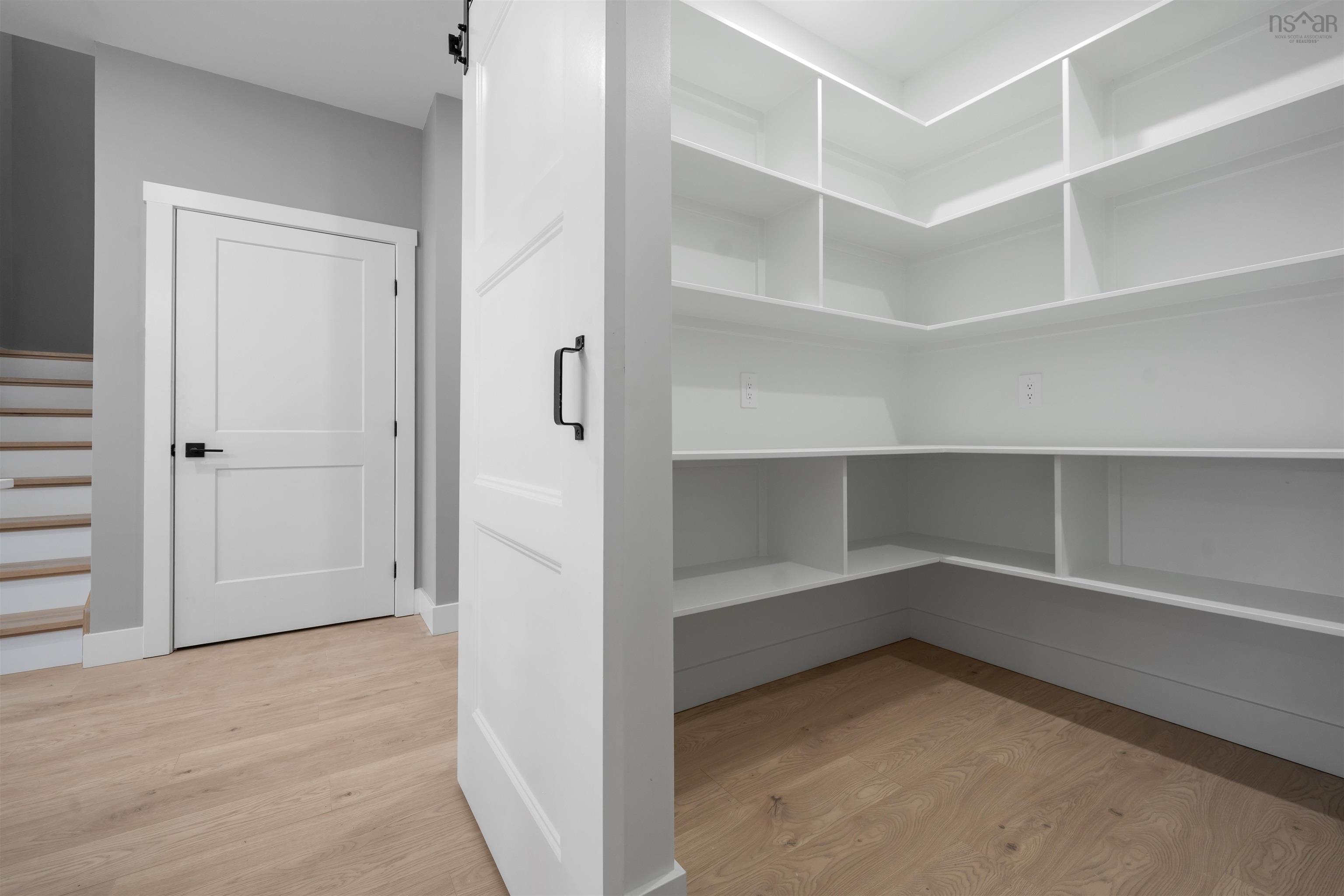 $749,900.00: 32 Brianna Drive, Lantz