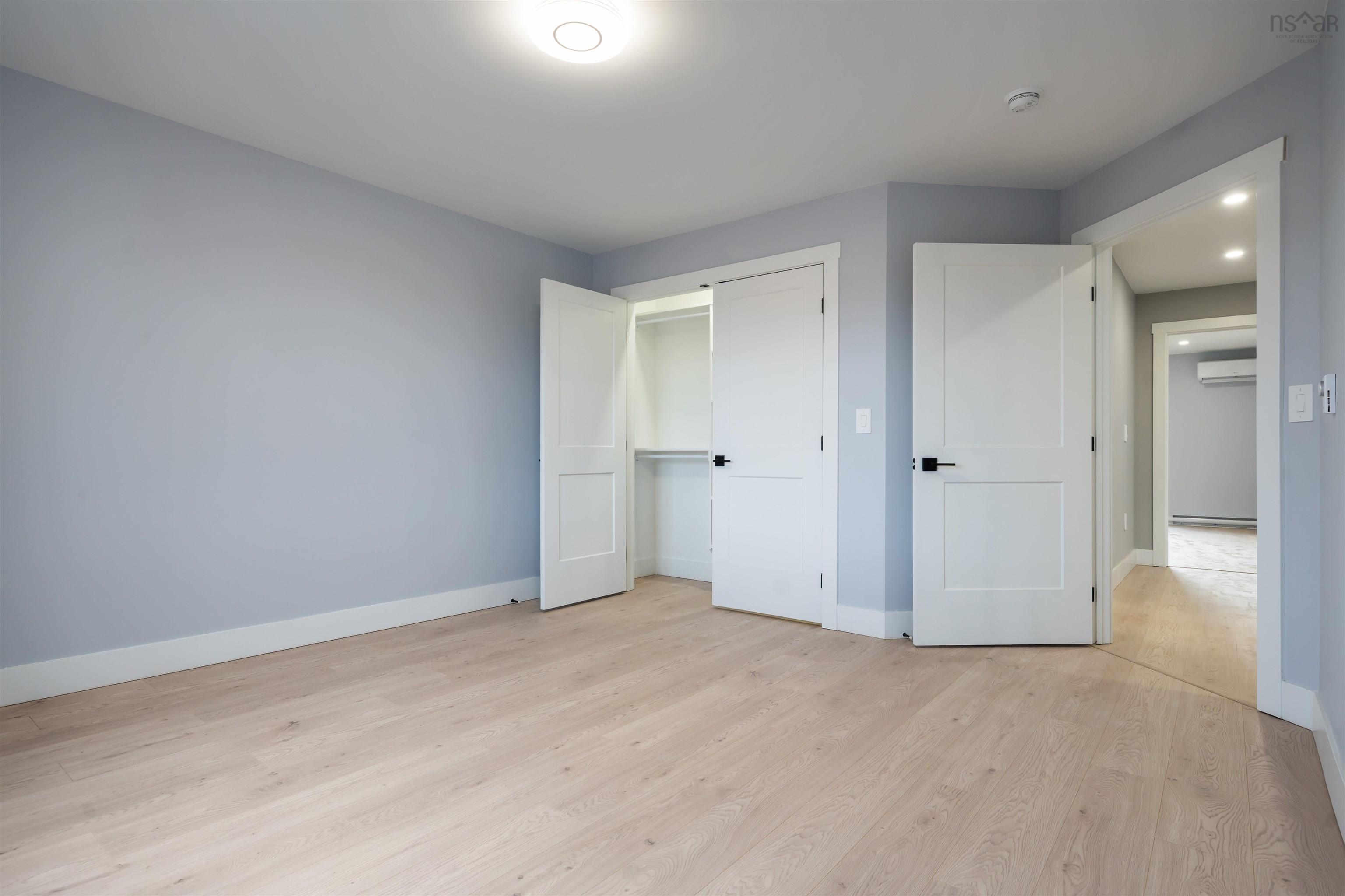 $749,900.00: 32 Brianna Drive, Lantz