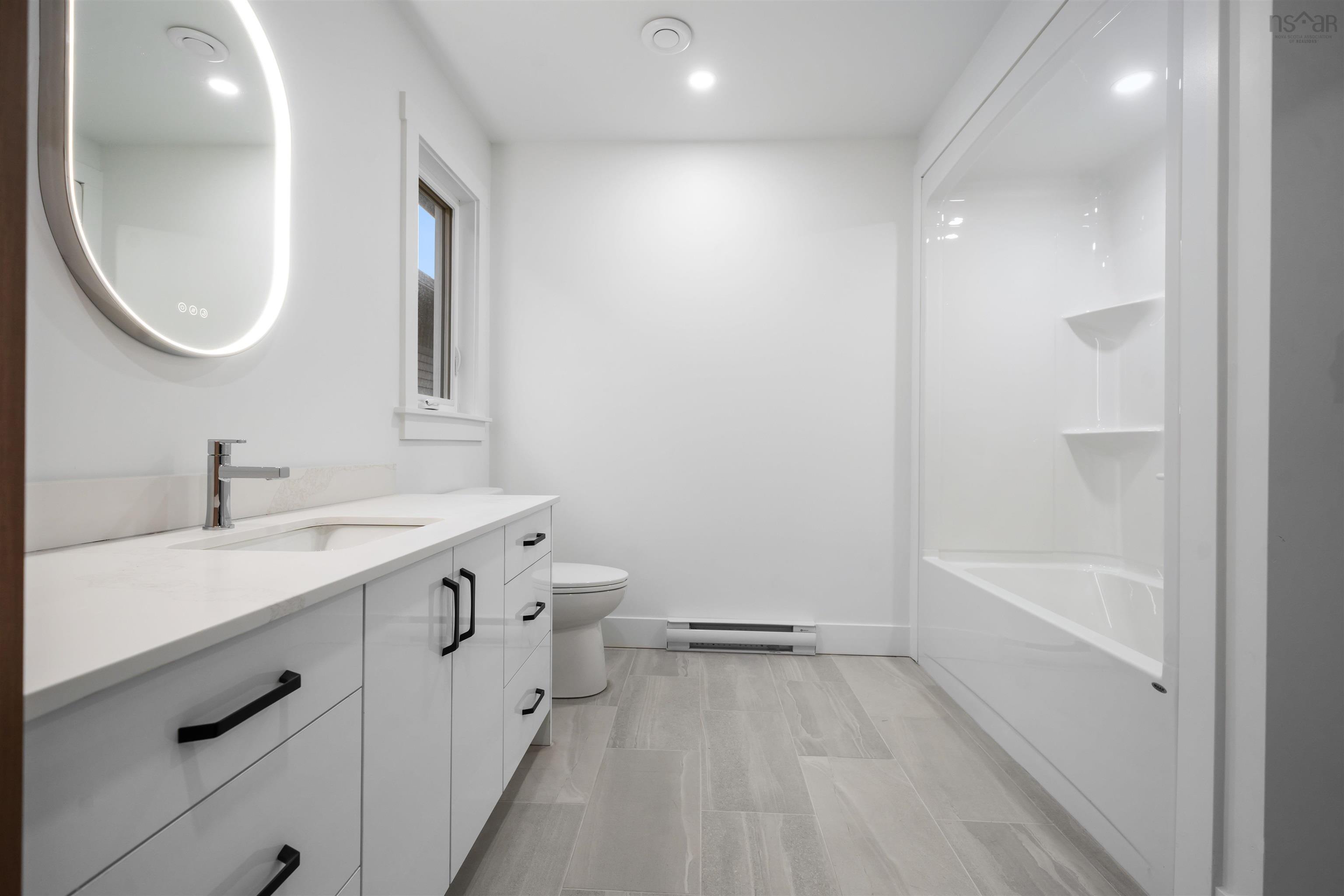 $749,900.00: 32 Brianna Drive, Lantz