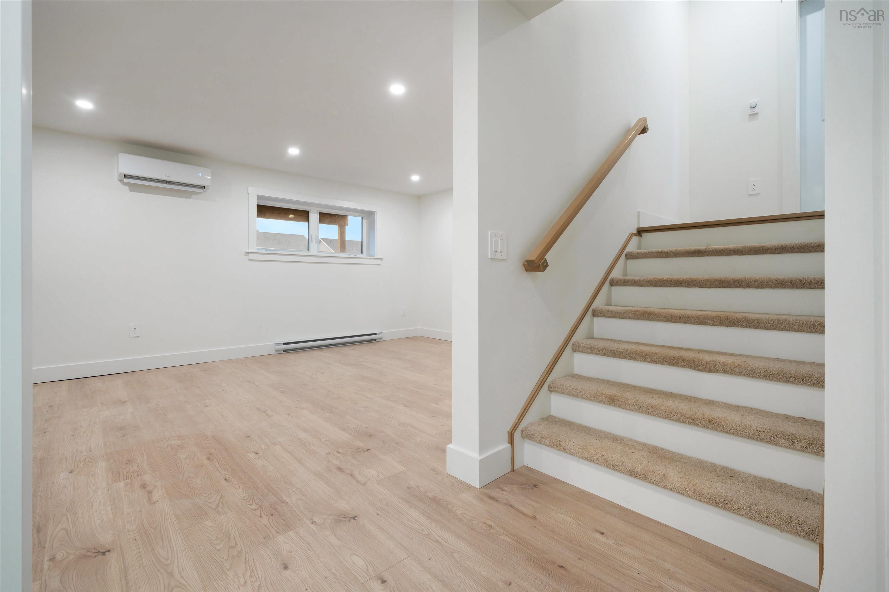 $749,900.00: 32 Brianna Drive, Lantz