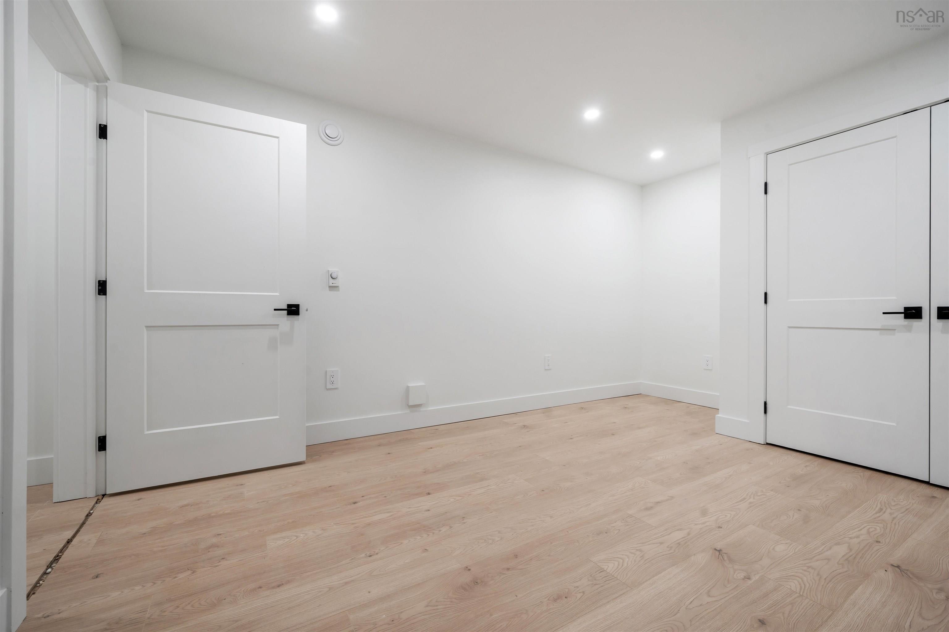 $749,900.00: 32 Brianna Drive, Lantz