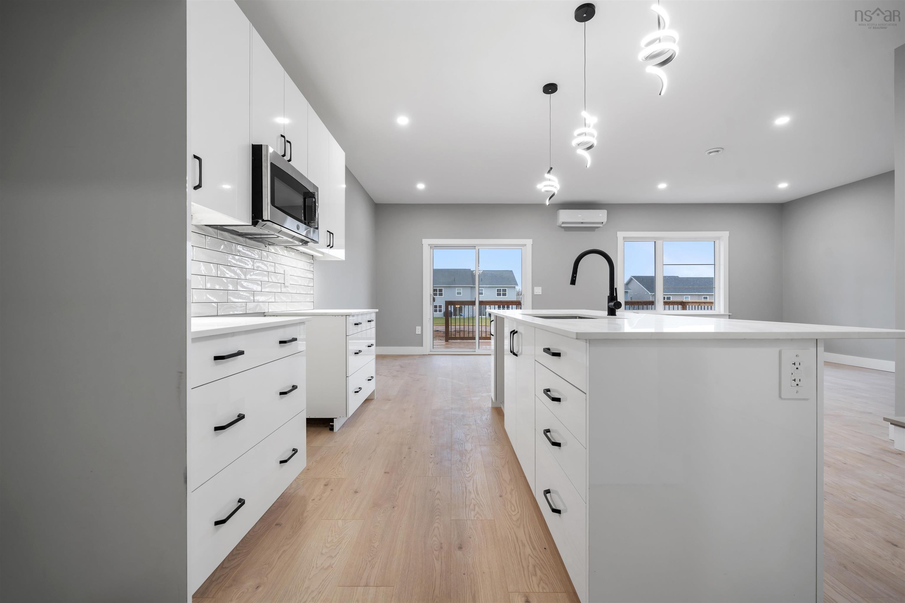 $749,900.00: 32 Brianna Drive, Lantz