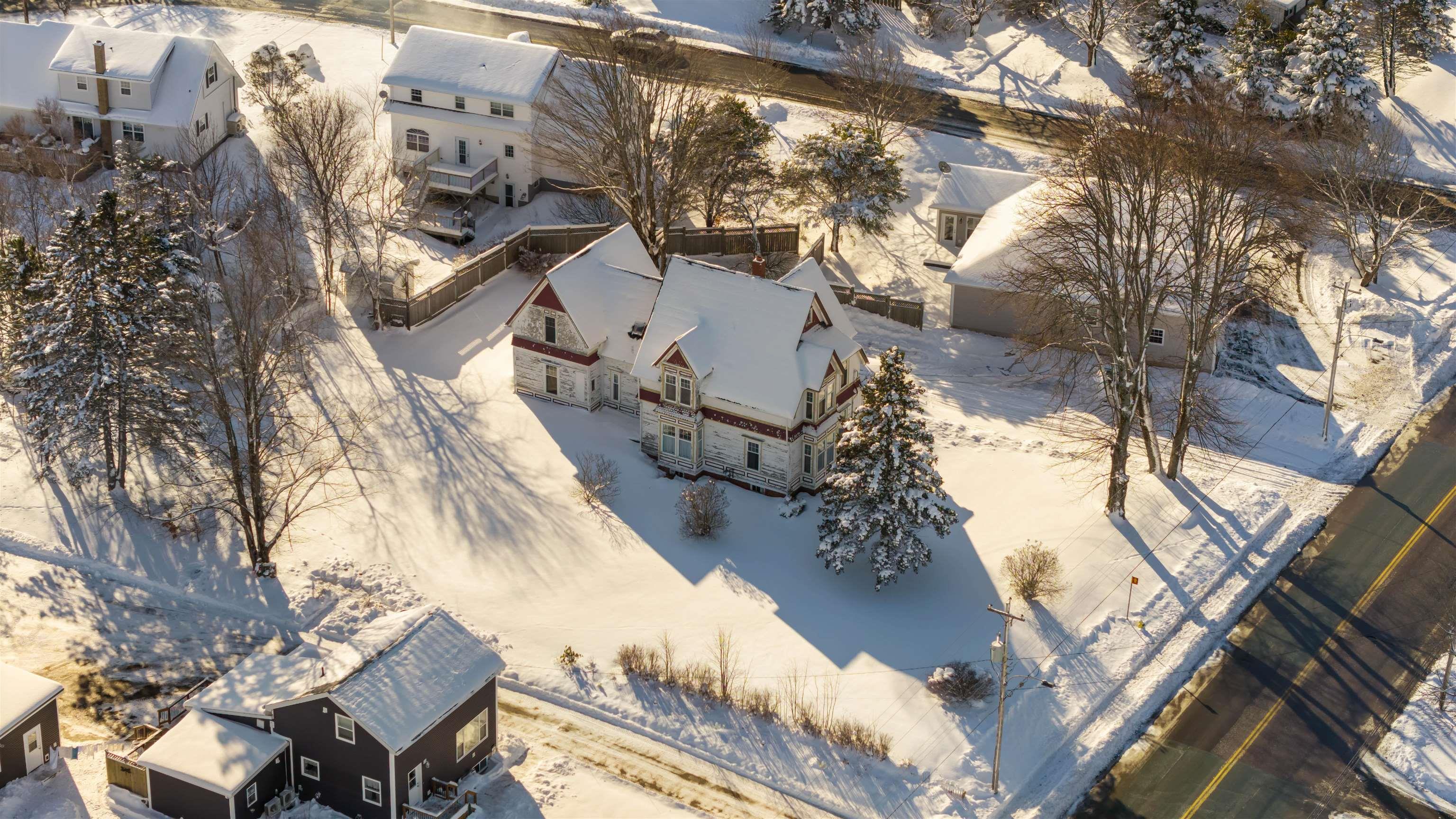 $284,900.00: 251 Victoria Street E, Amherst