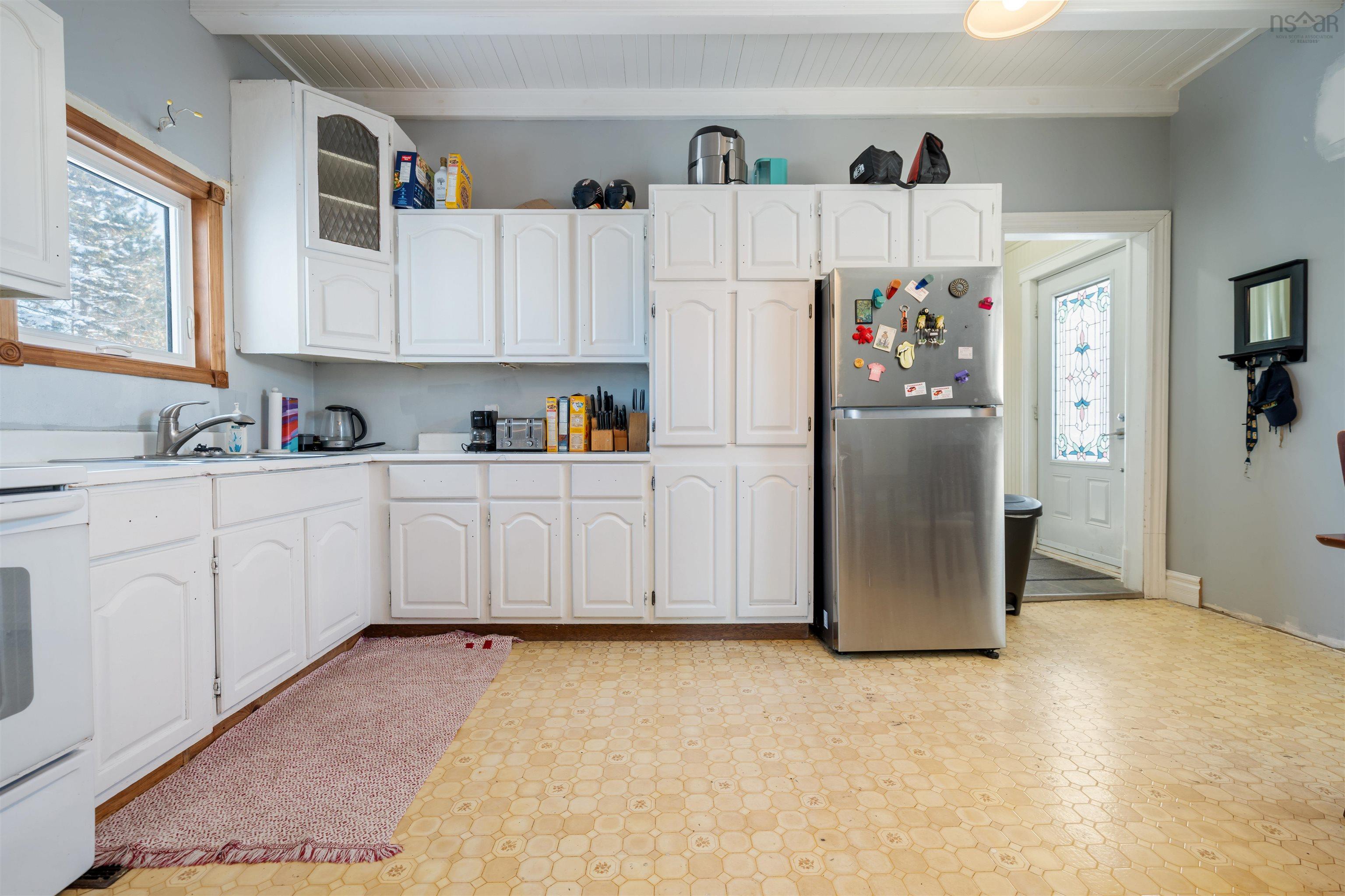 $284,900.00: 251 Victoria Street E, Amherst