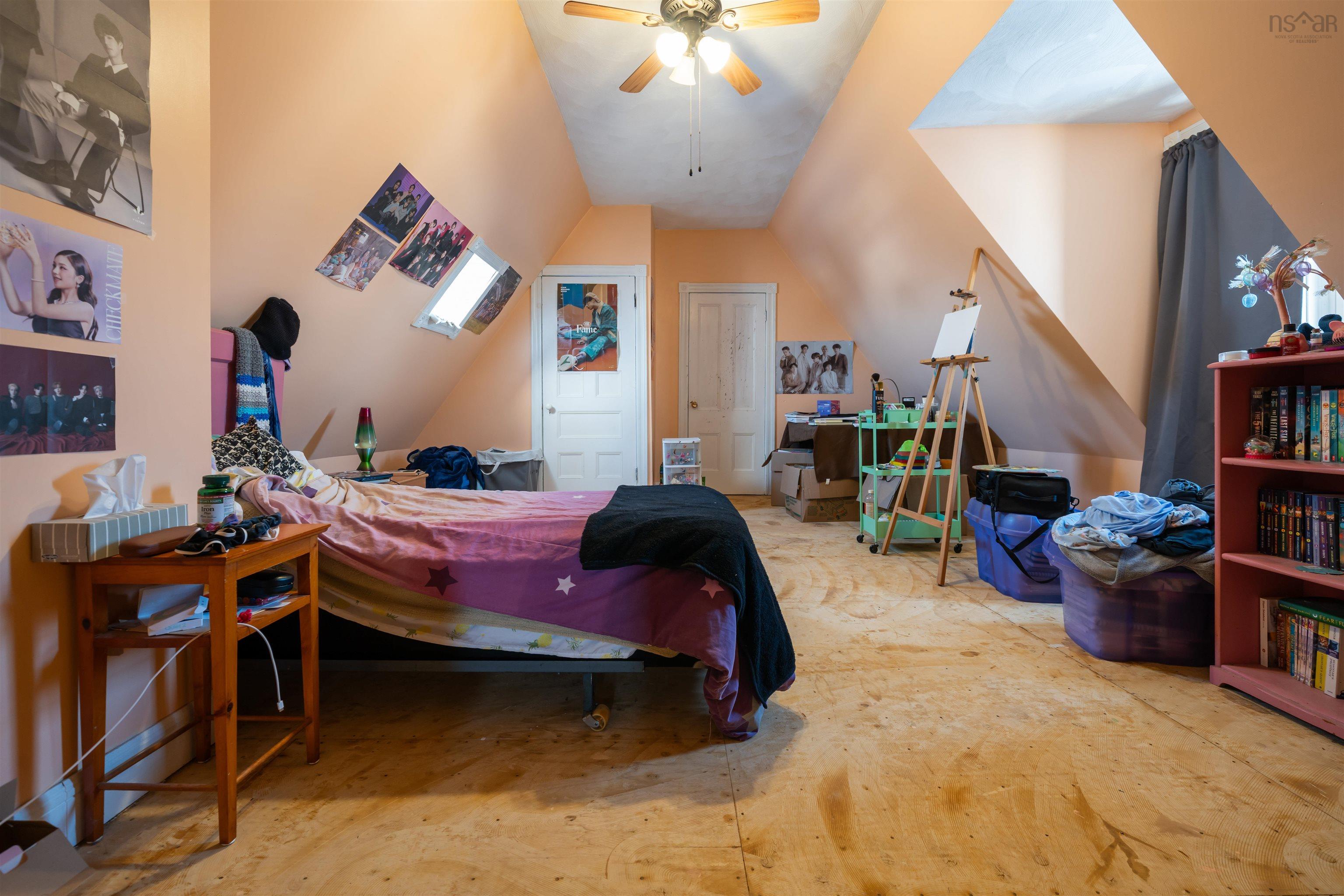 $284,900.00: 251 Victoria Street E, Amherst