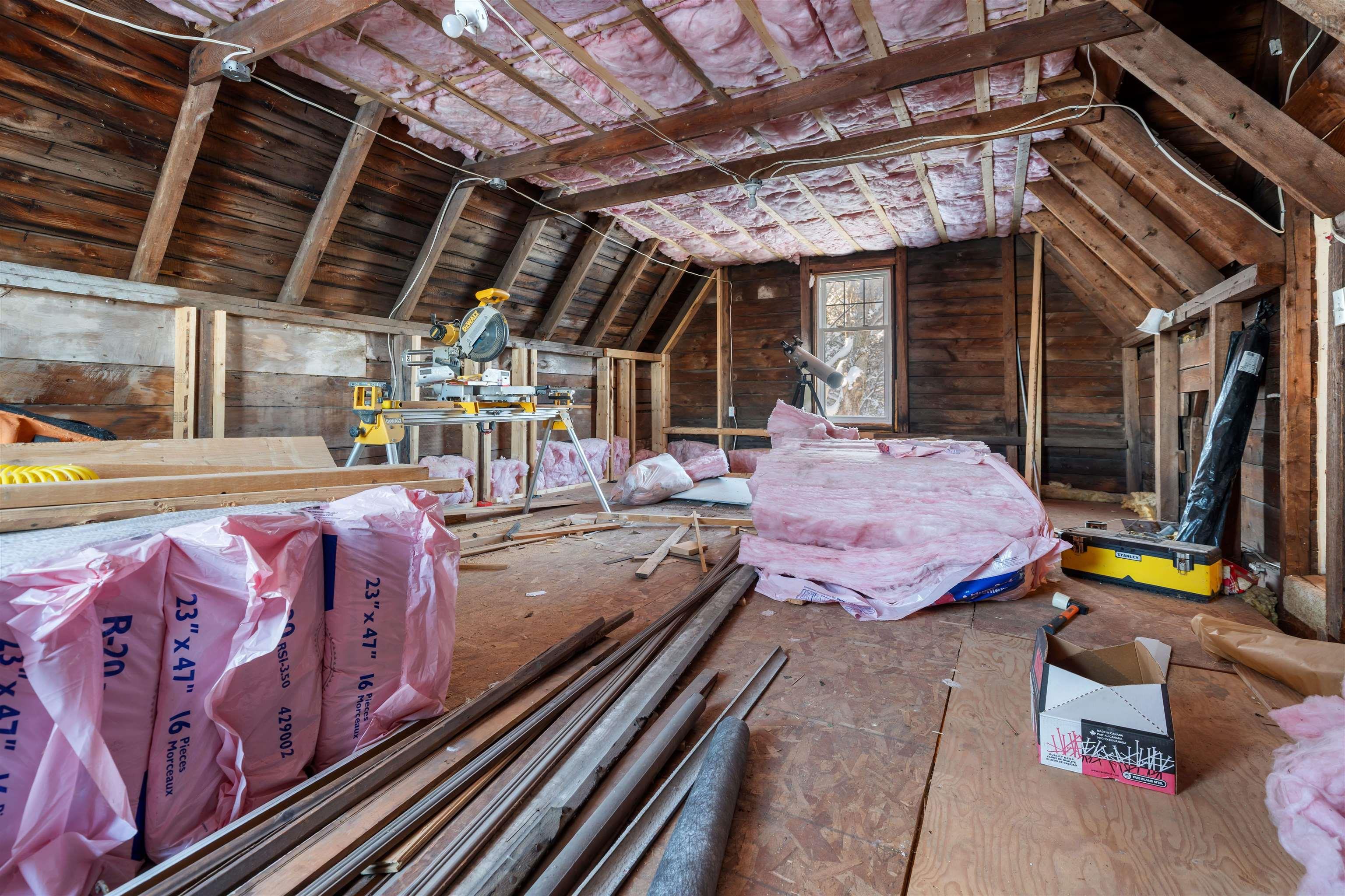 $284,900.00: 251 Victoria Street E, Amherst