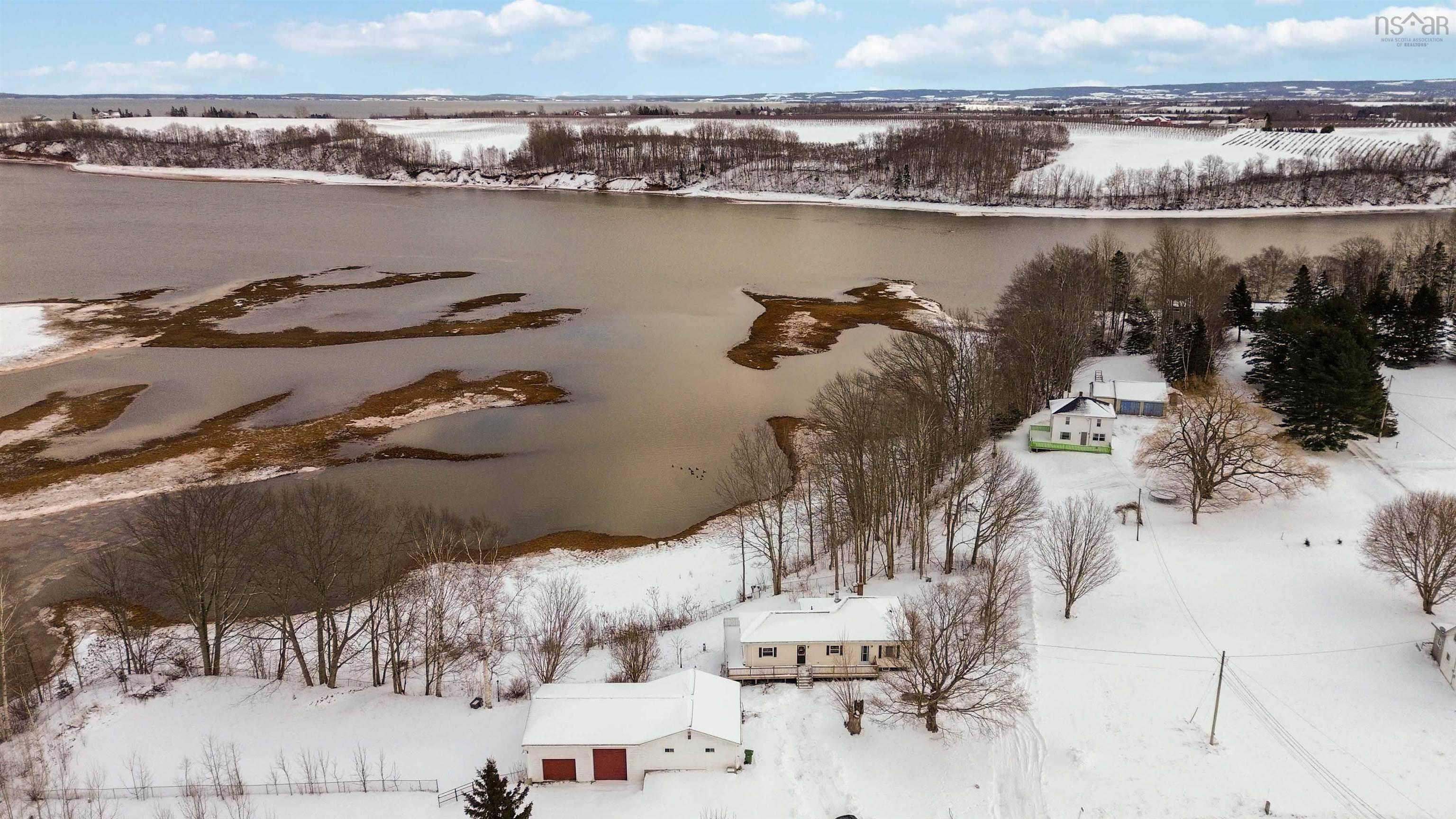 $479,000.00: 1258 Pereau Road, Upper Pereau