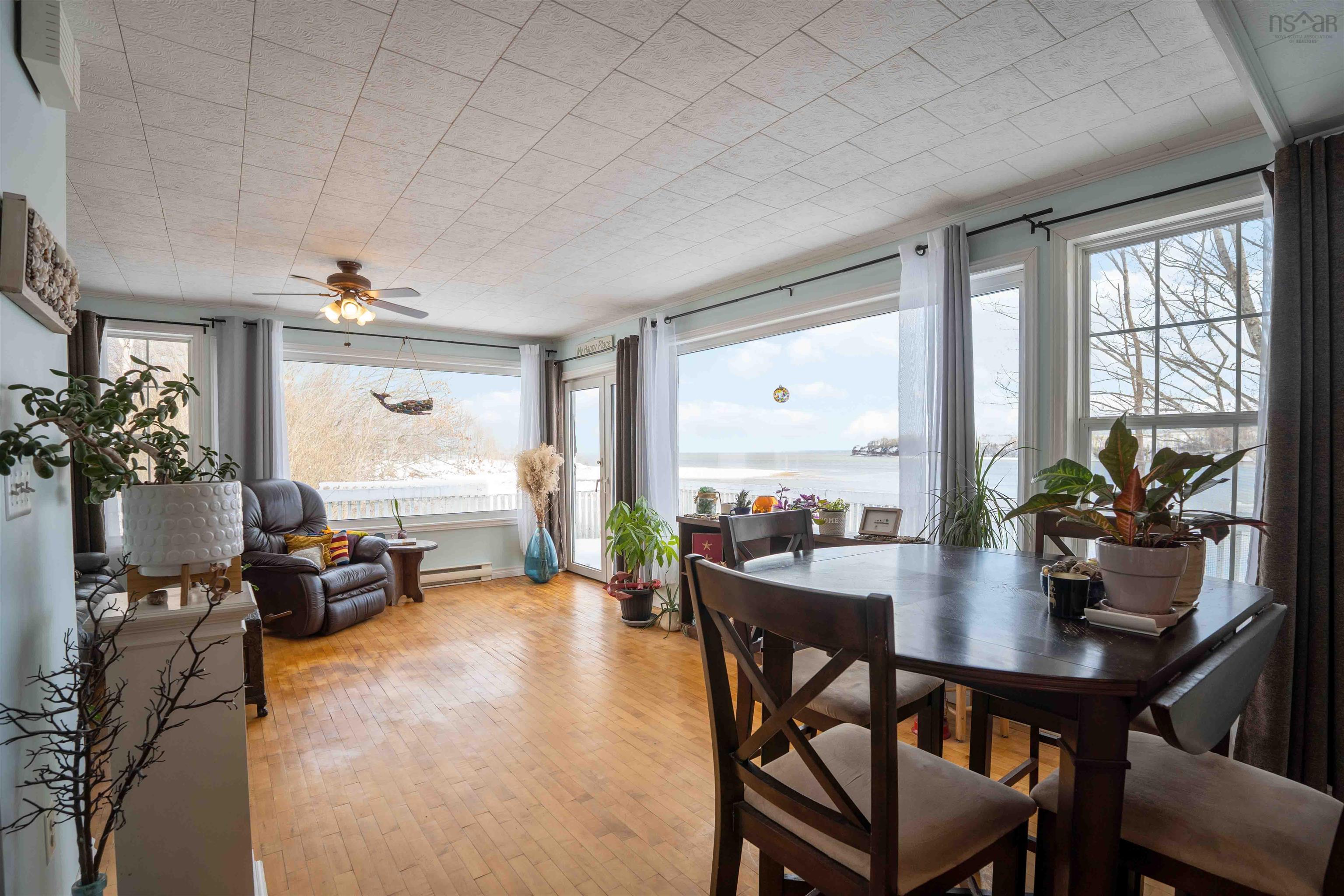 $479,000.00: 1258 Pereau Road, Upper Pereau