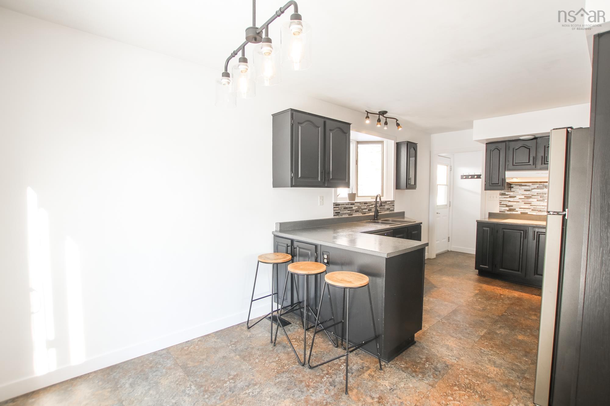 $595,000.00: 34-38 Dartmouth Road, Bedford