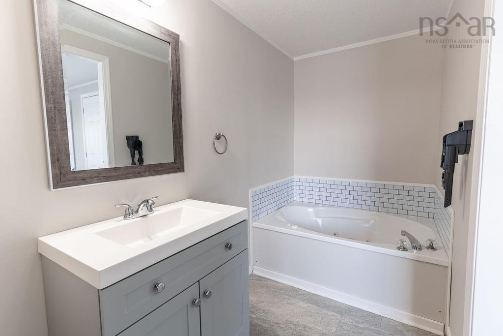 52 Manor Drive, Lower Sackville, NS (MLS 202601359)