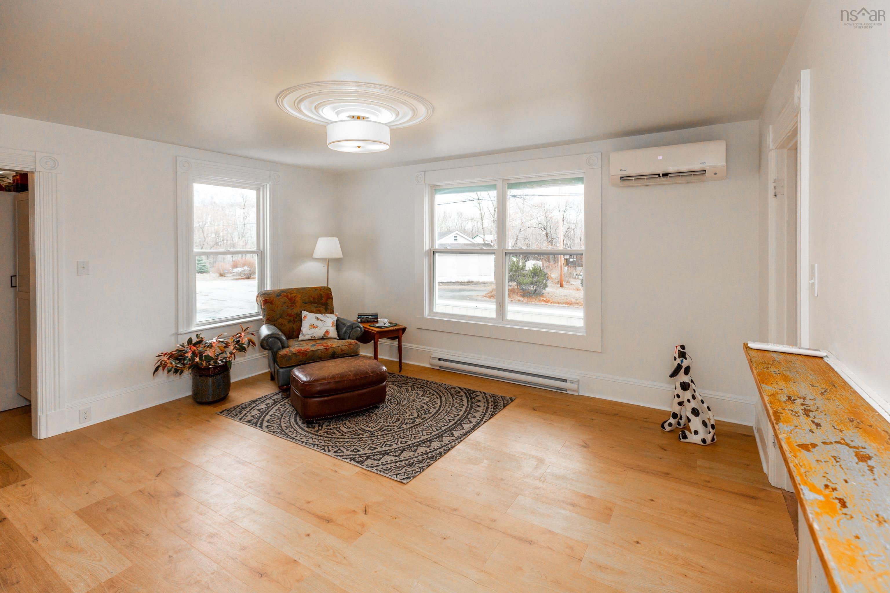 $489,000.00: 489 Back Centre Road, Back Centre