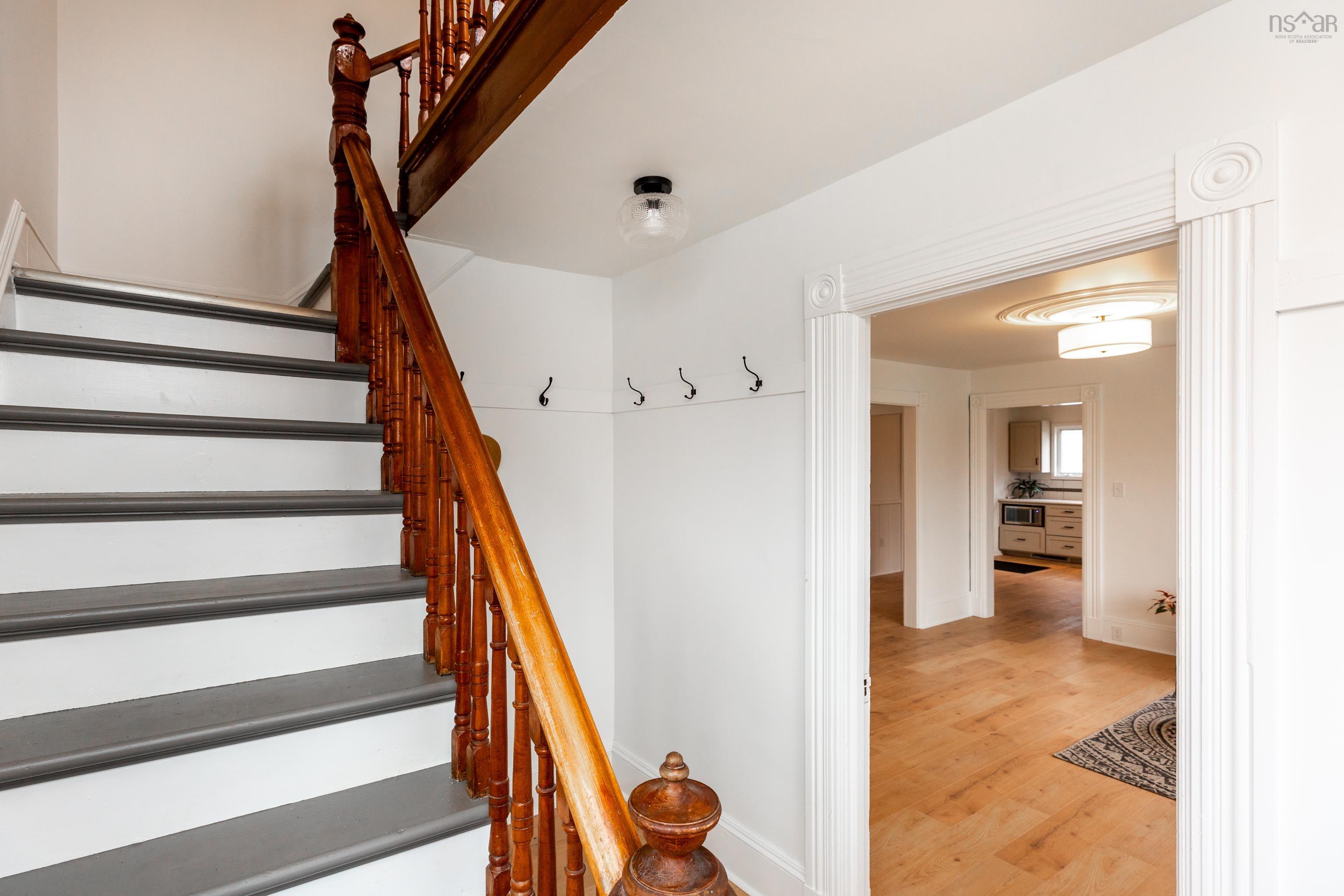 $489,000.00: 489 Back Centre Road, Back Centre