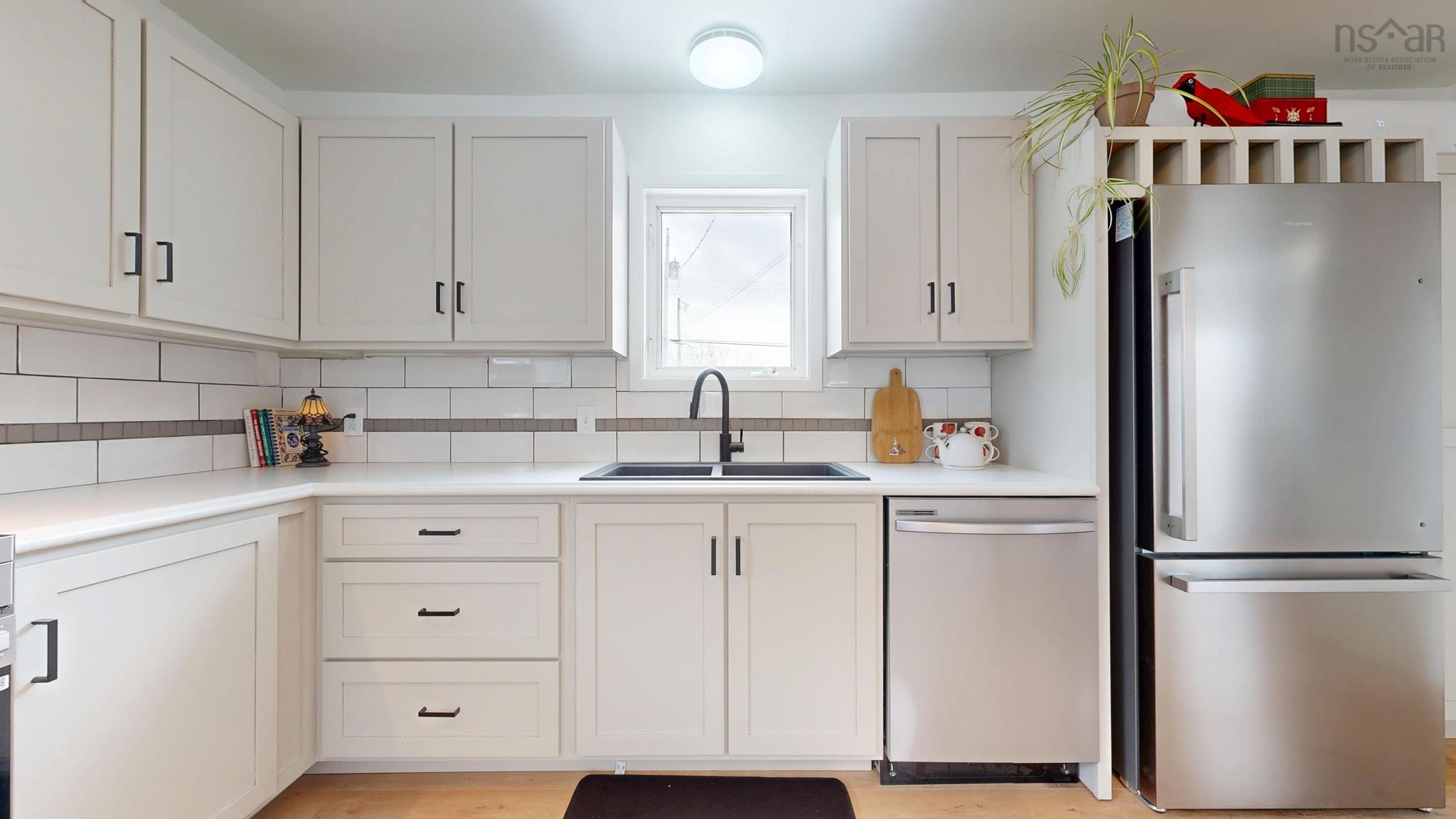 $489,000.00: 489 Back Centre Road, Back Centre