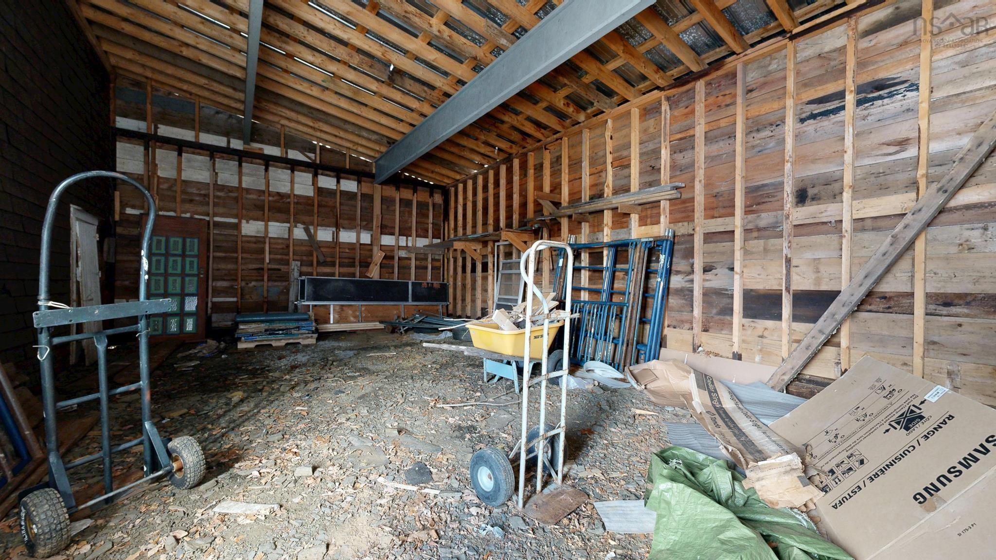 $489,000.00: 489 Back Centre Road, Back Centre