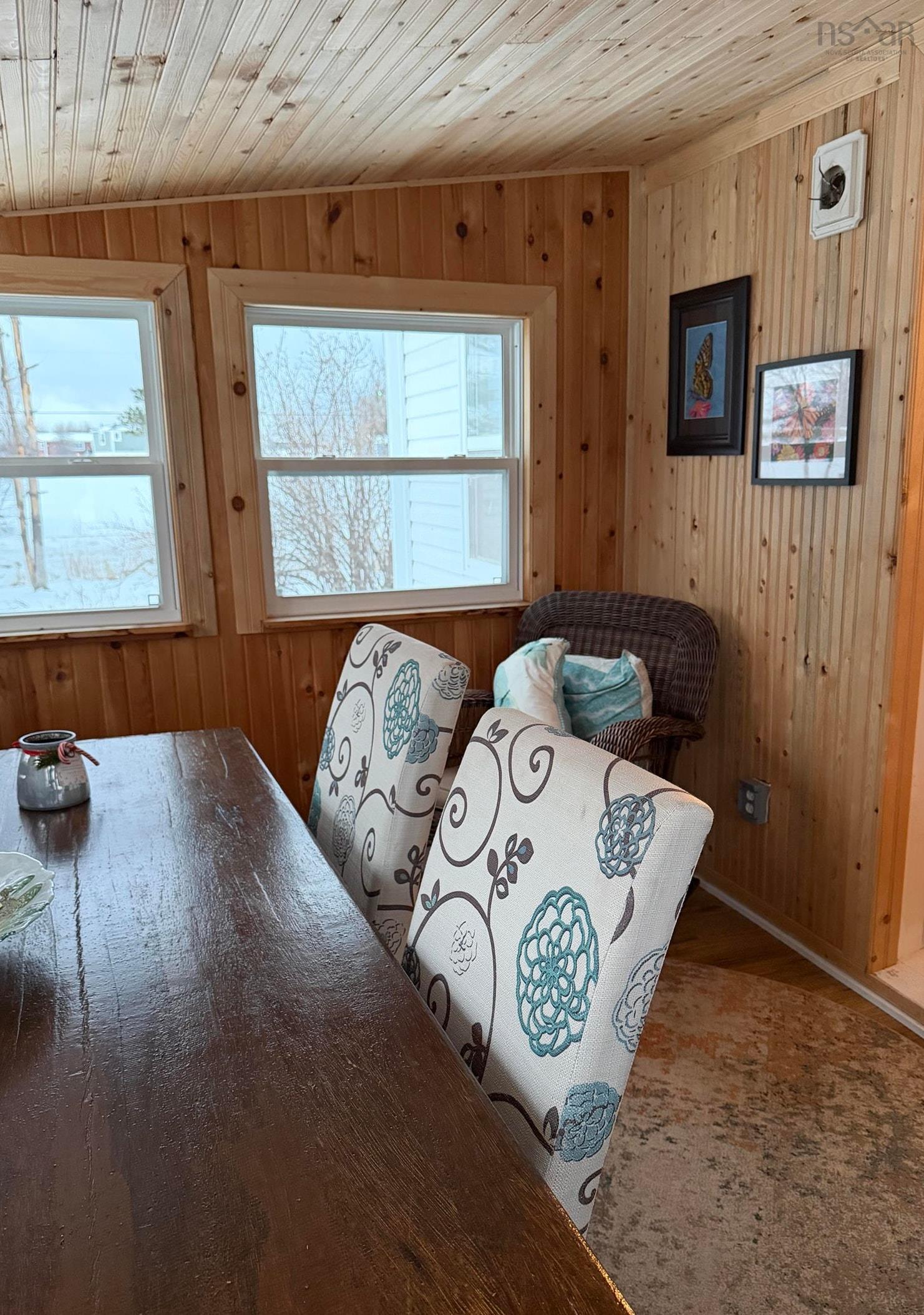 $199,900.00: 1211 Shore Road, Waterside