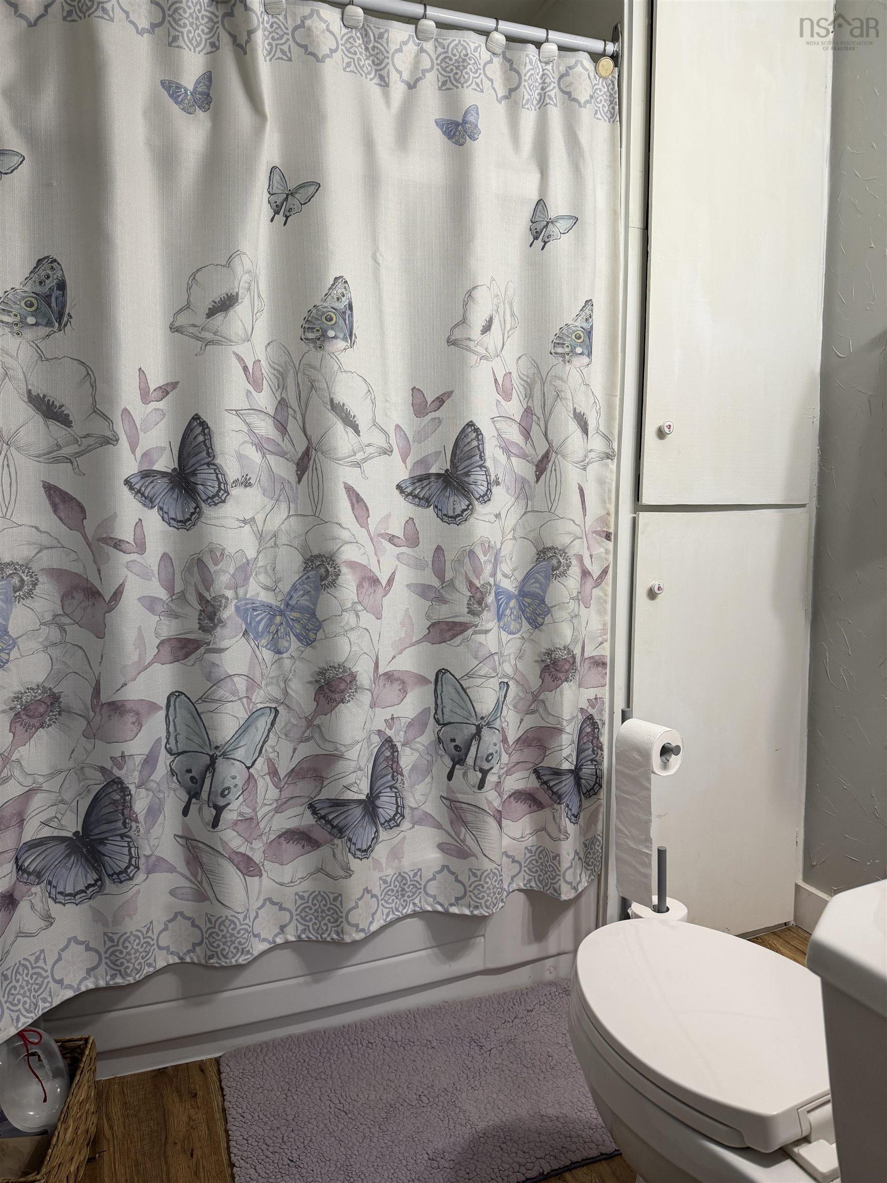 $199,900.00: 1211 Shore Road, Waterside