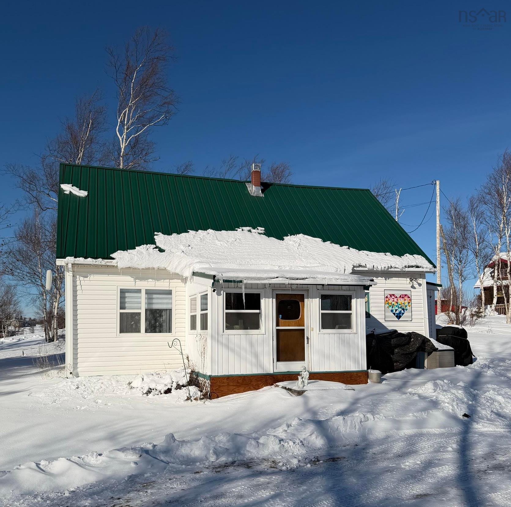 $199,900.00: 1211 Shore Road, Waterside