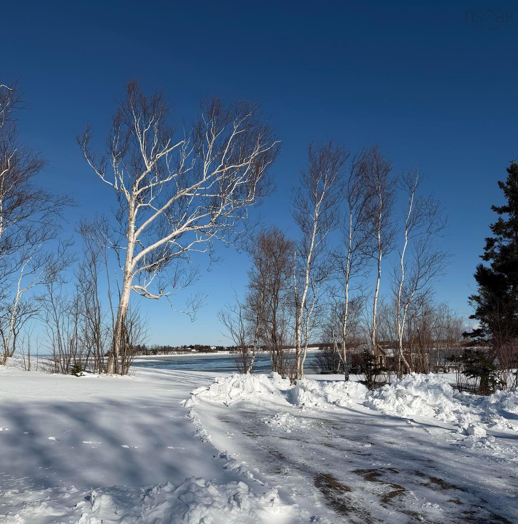 $199,900.00: 1211 Shore Road, Waterside