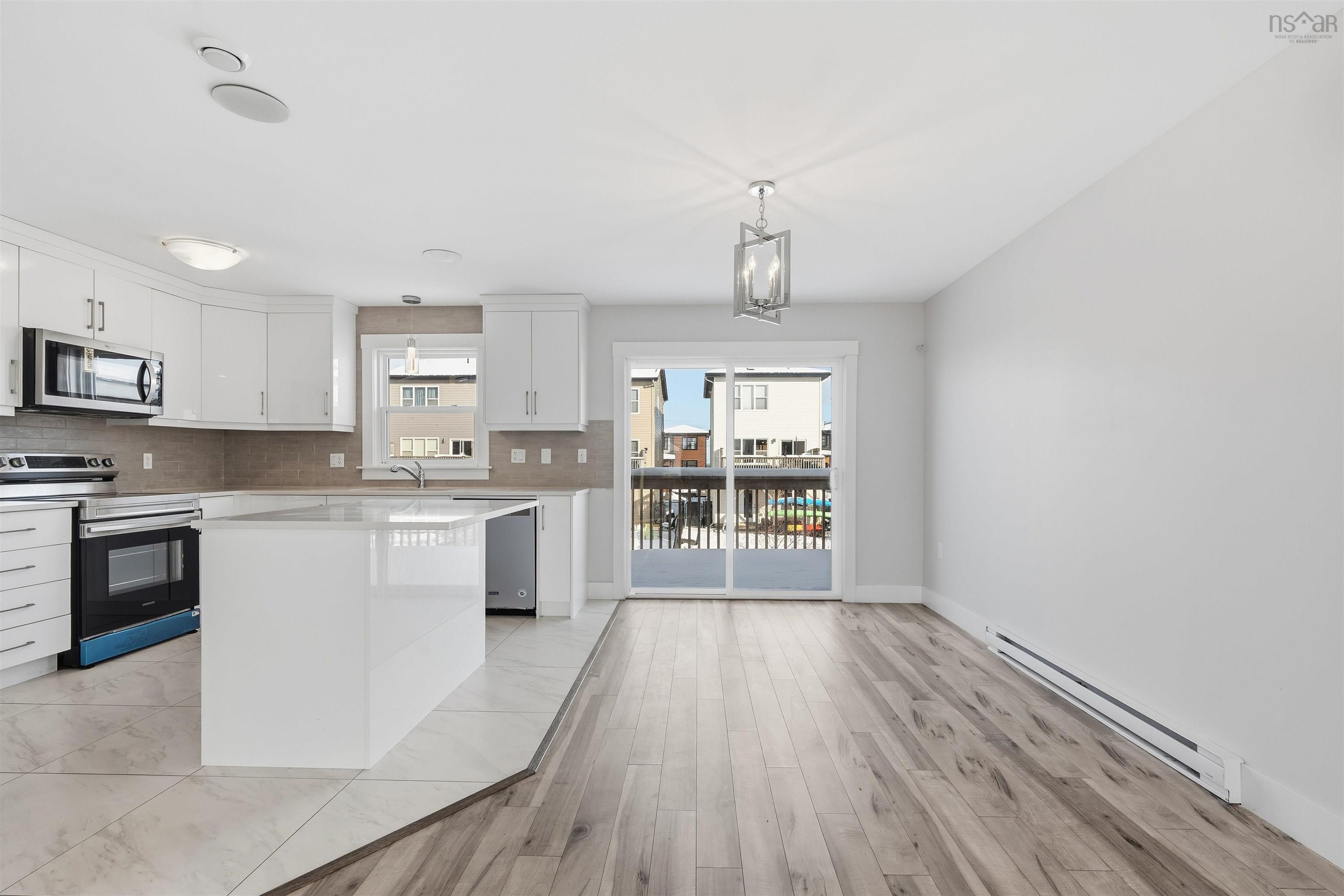 $649,900.00: 31 Travertine Court, Halifax