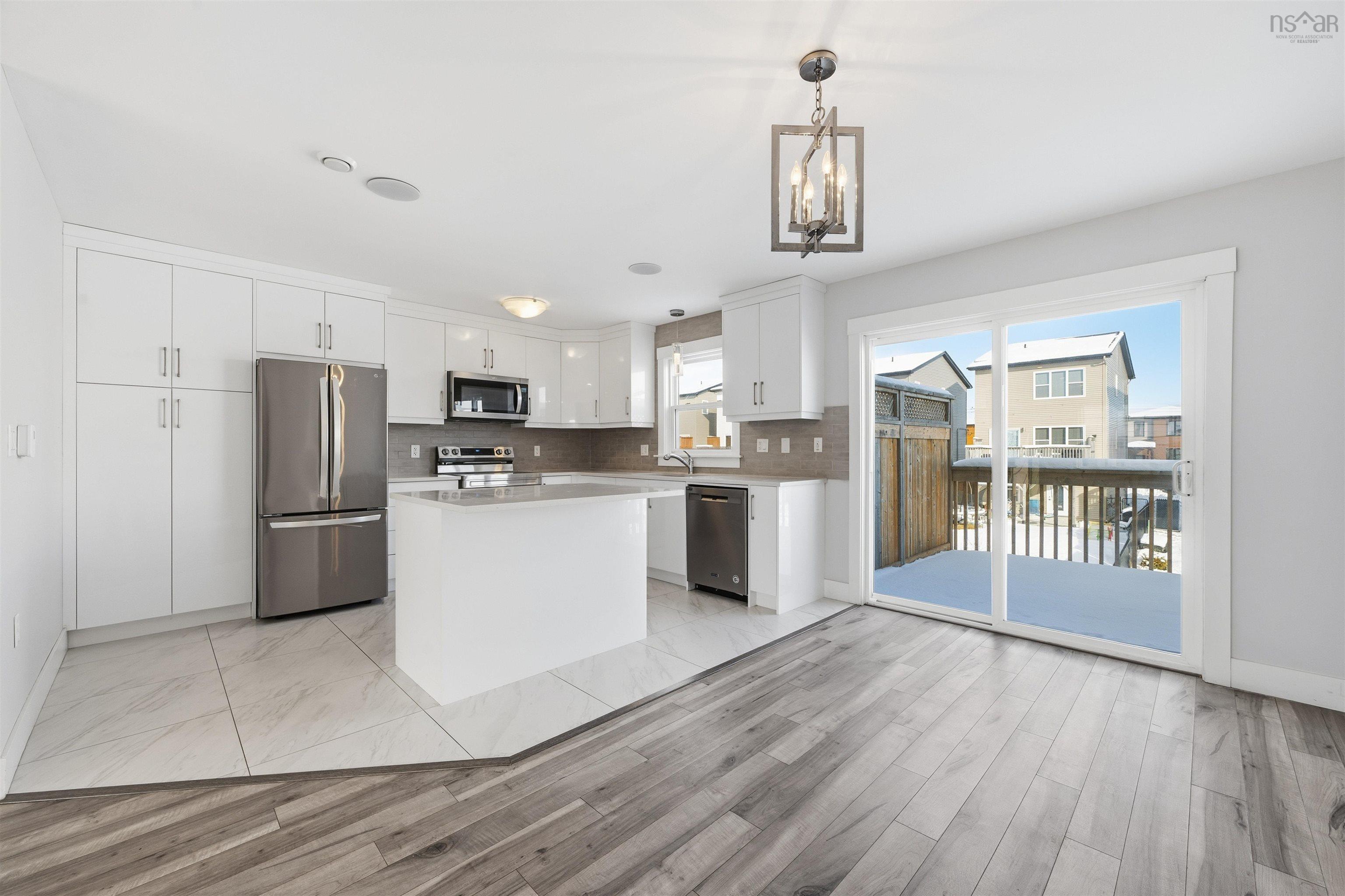 $649,900.00: 31 Travertine Court, Halifax