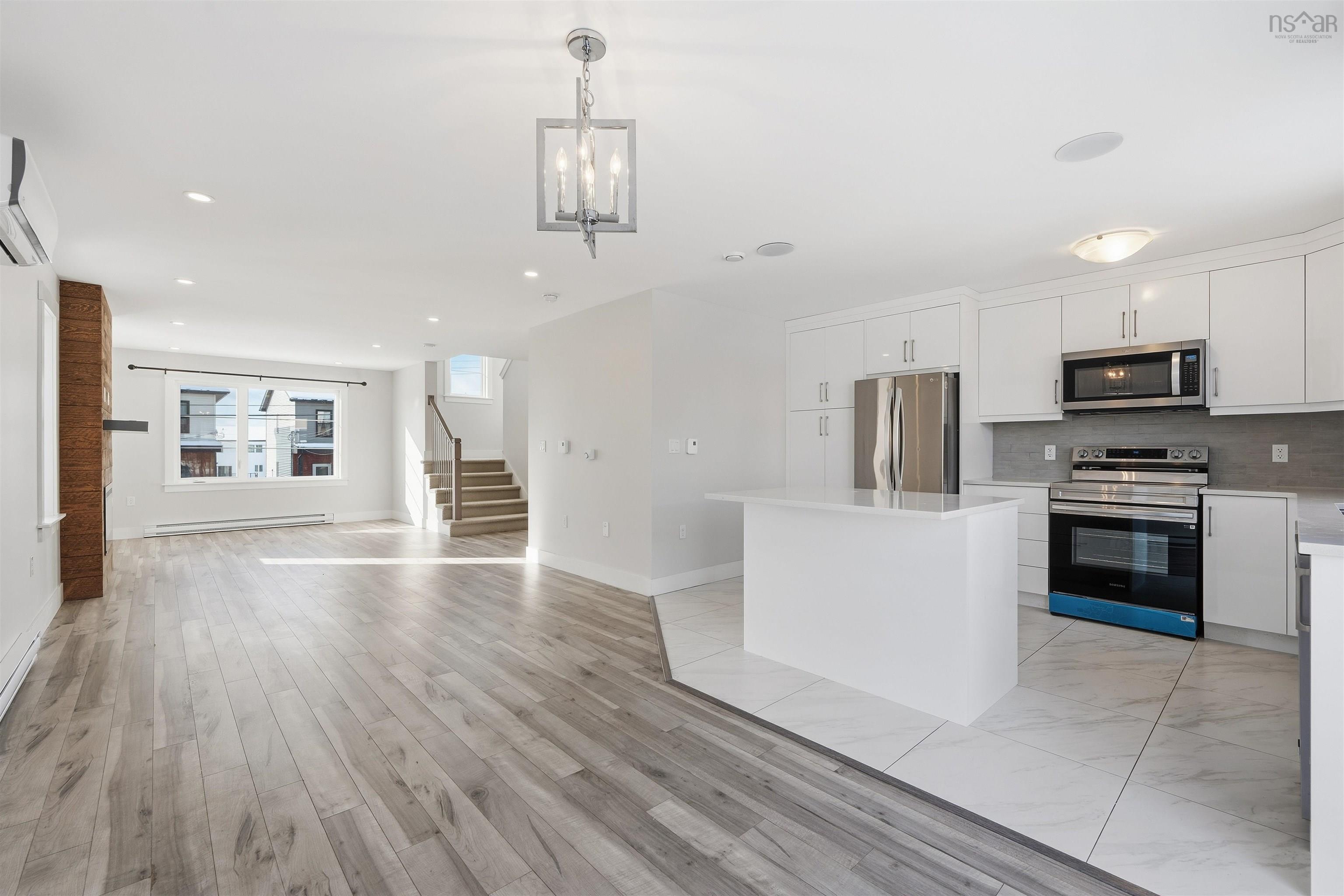 $649,900.00: 31 Travertine Court, Halifax