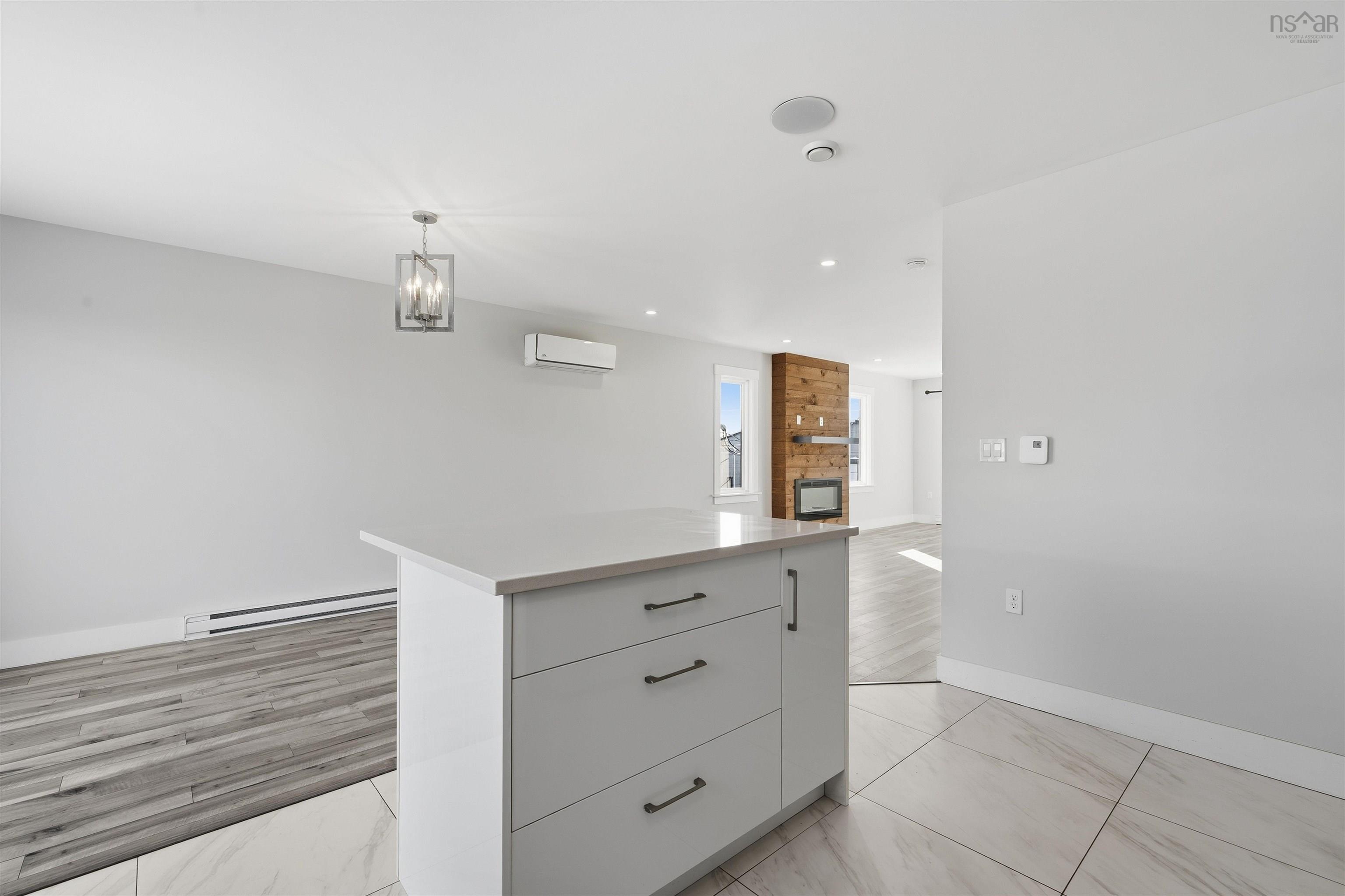 $649,900.00: 31 Travertine Court, Halifax