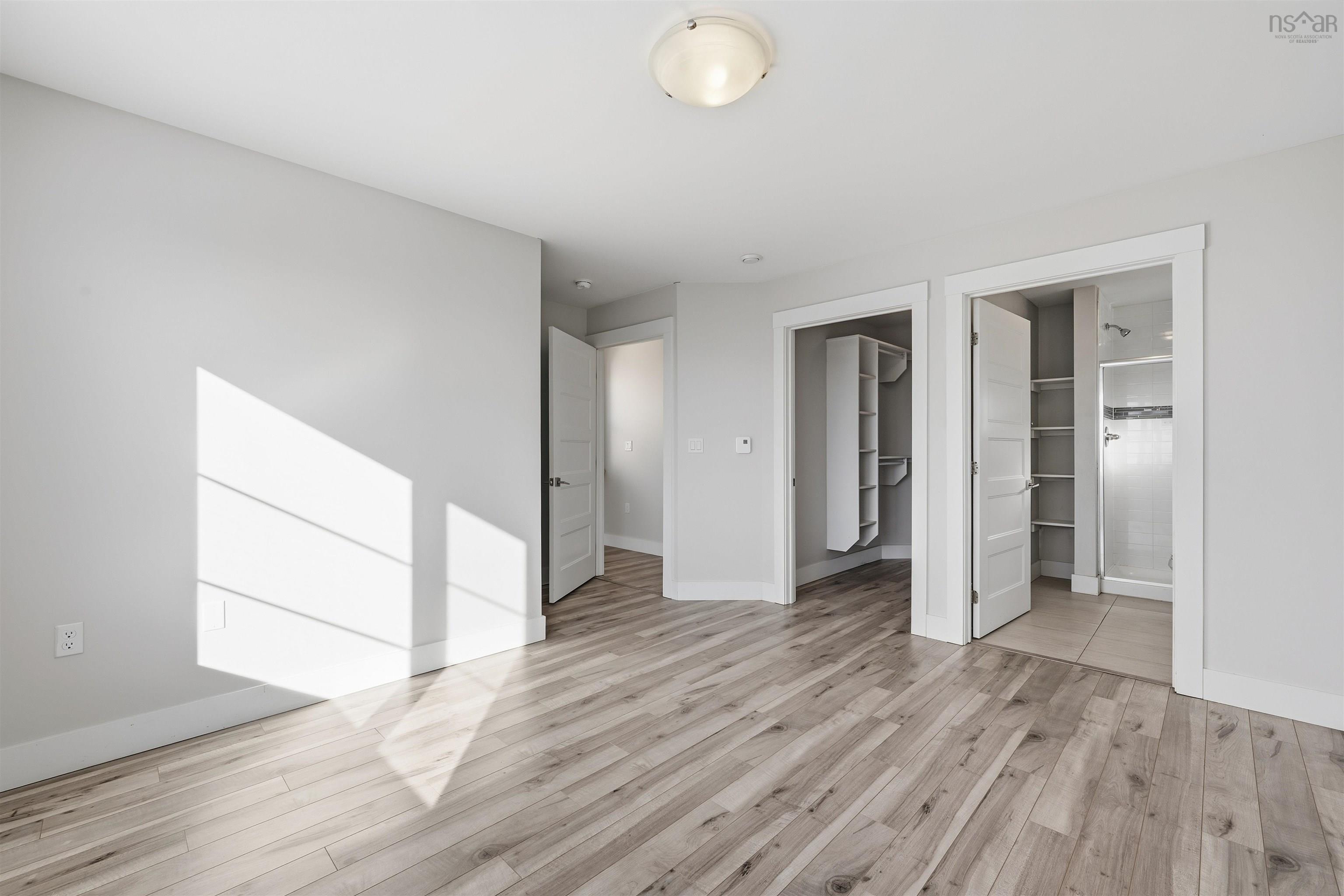 $649,900.00: 31 Travertine Court, Halifax