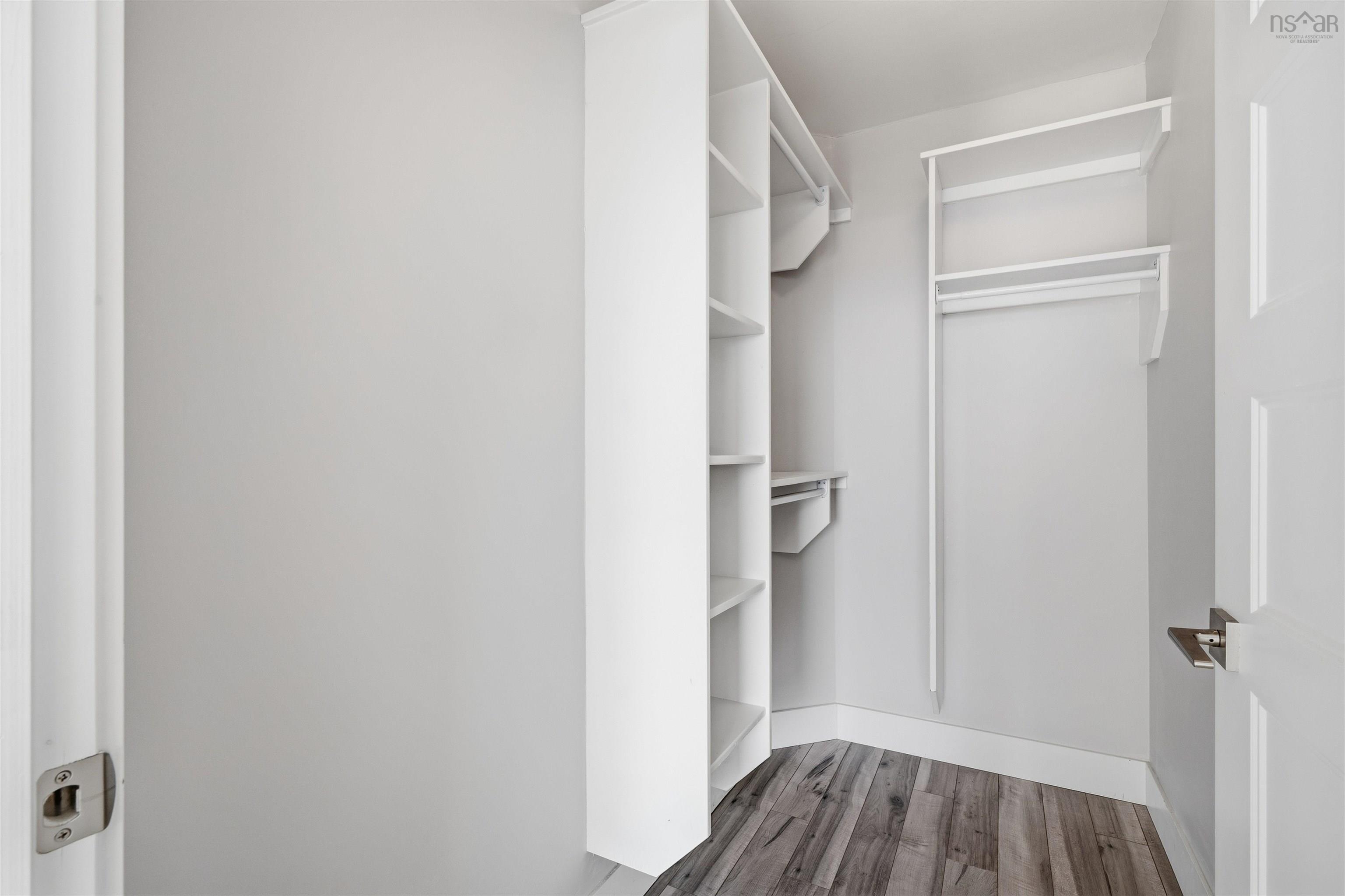 $649,900.00: 31 Travertine Court, Halifax