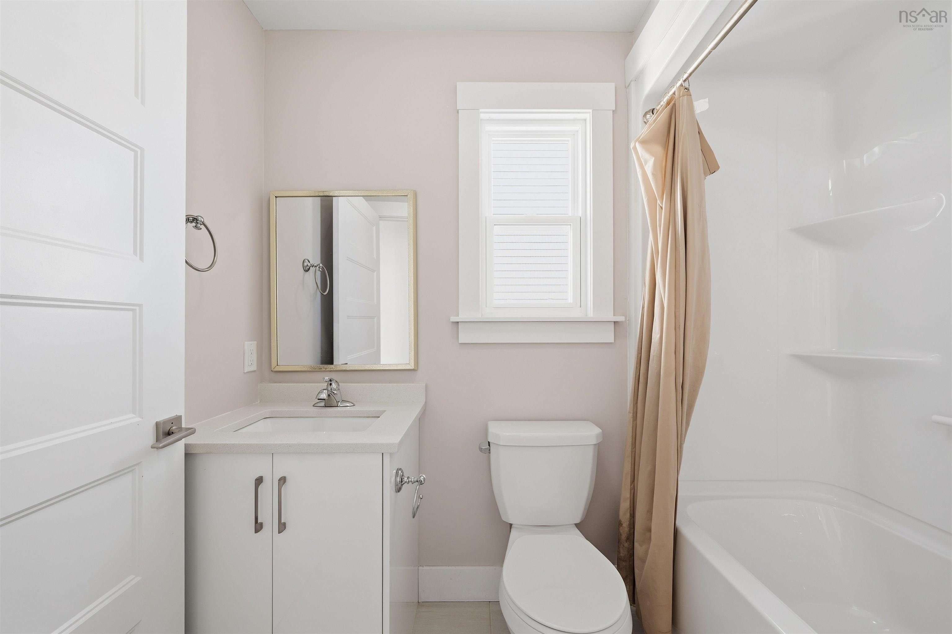 $649,900.00: 31 Travertine Court, Halifax