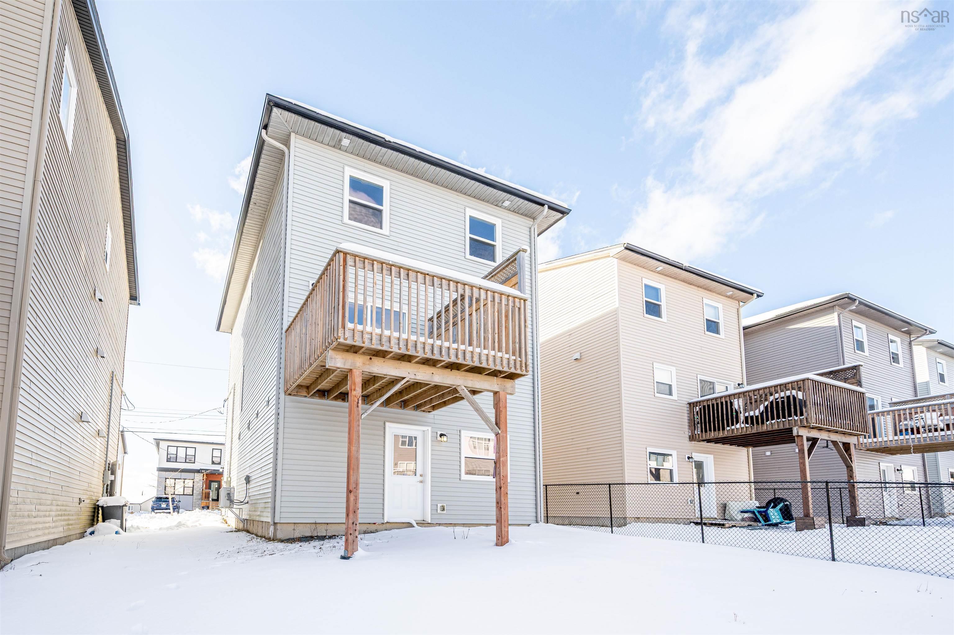 $649,900.00: 31 Travertine Court, Halifax