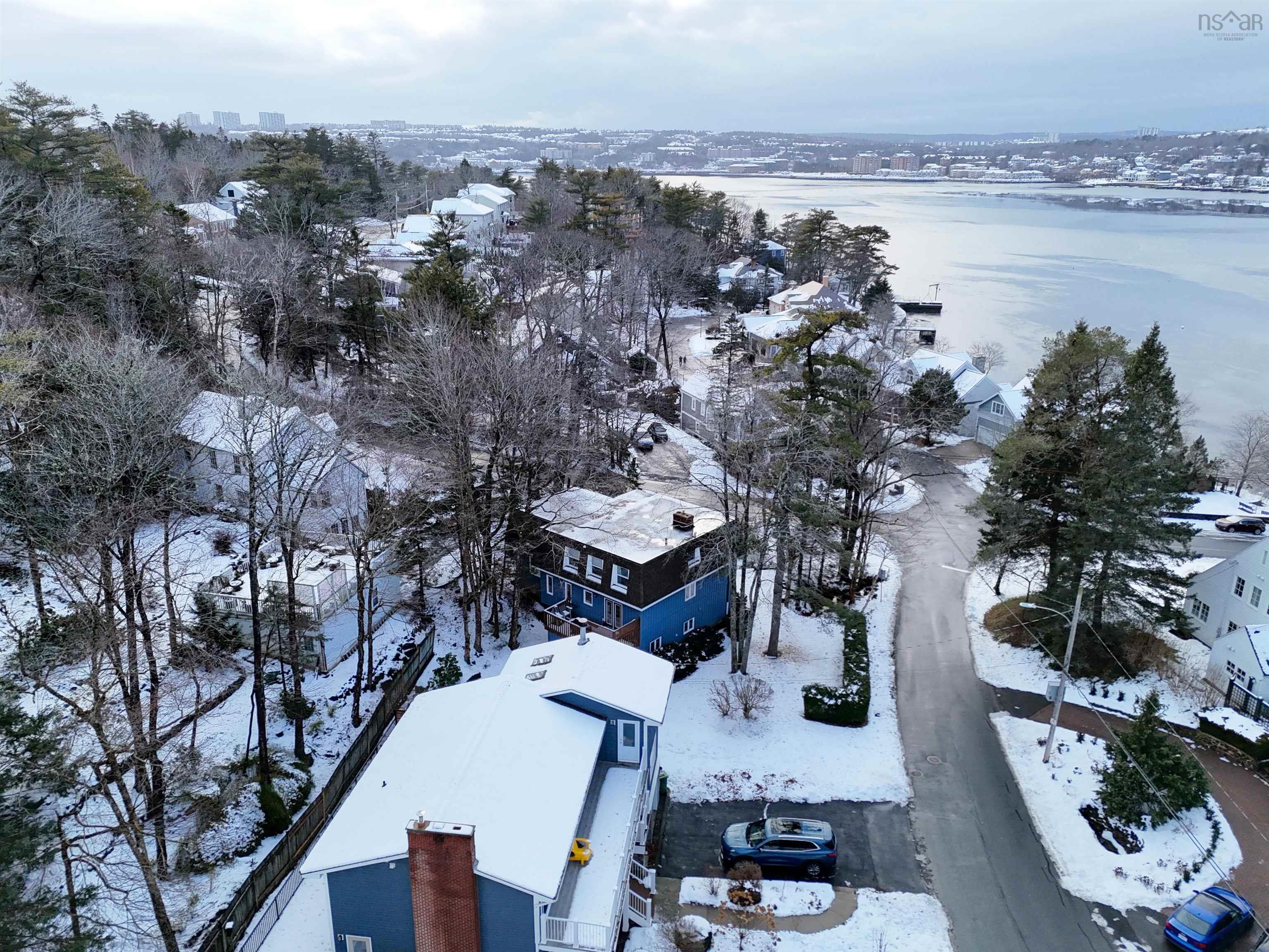 880 Shore Drive, Bedford, NS (MLS® 202601391)