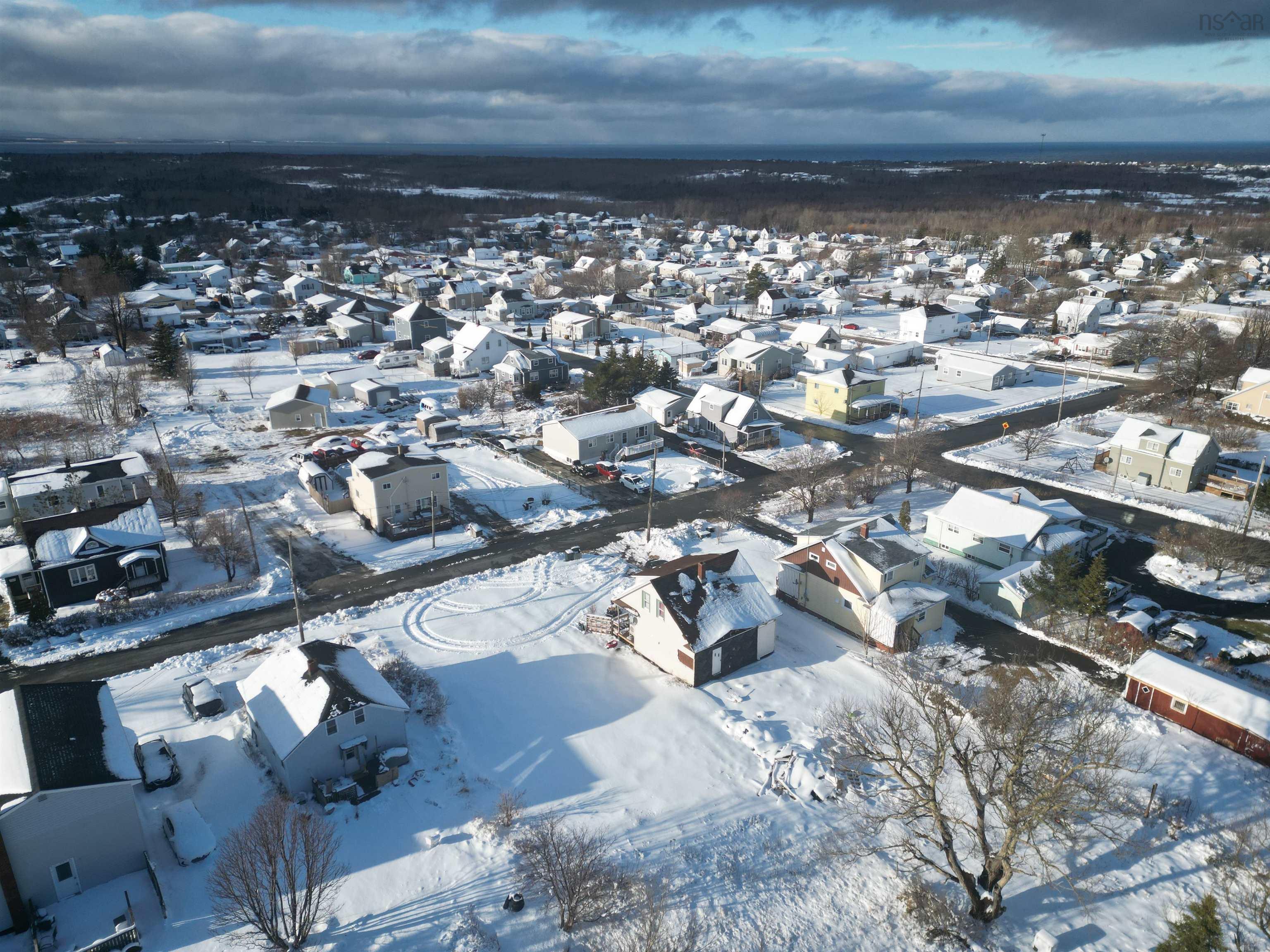 $15,000.00: 26 Catherine Street, New Waterford