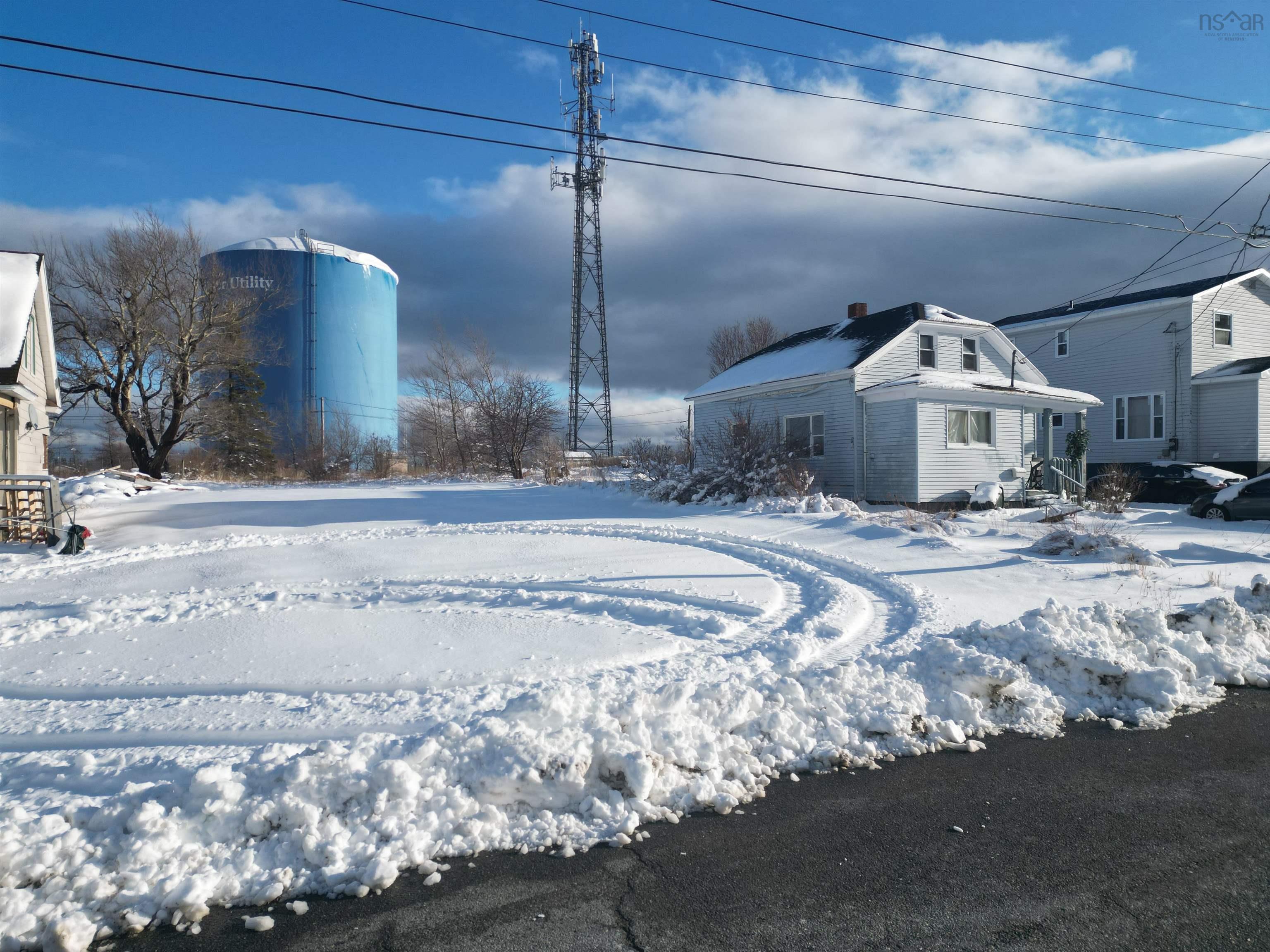 $15,000.00: 26 Catherine Street, New Waterford