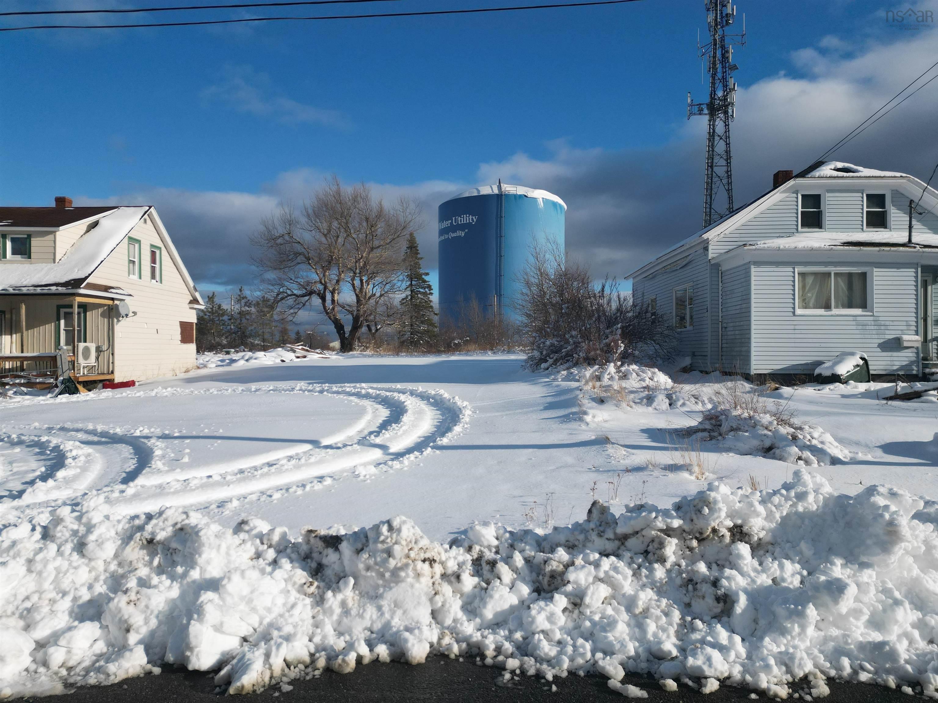 $15,000.00: 26 Catherine Street, New Waterford