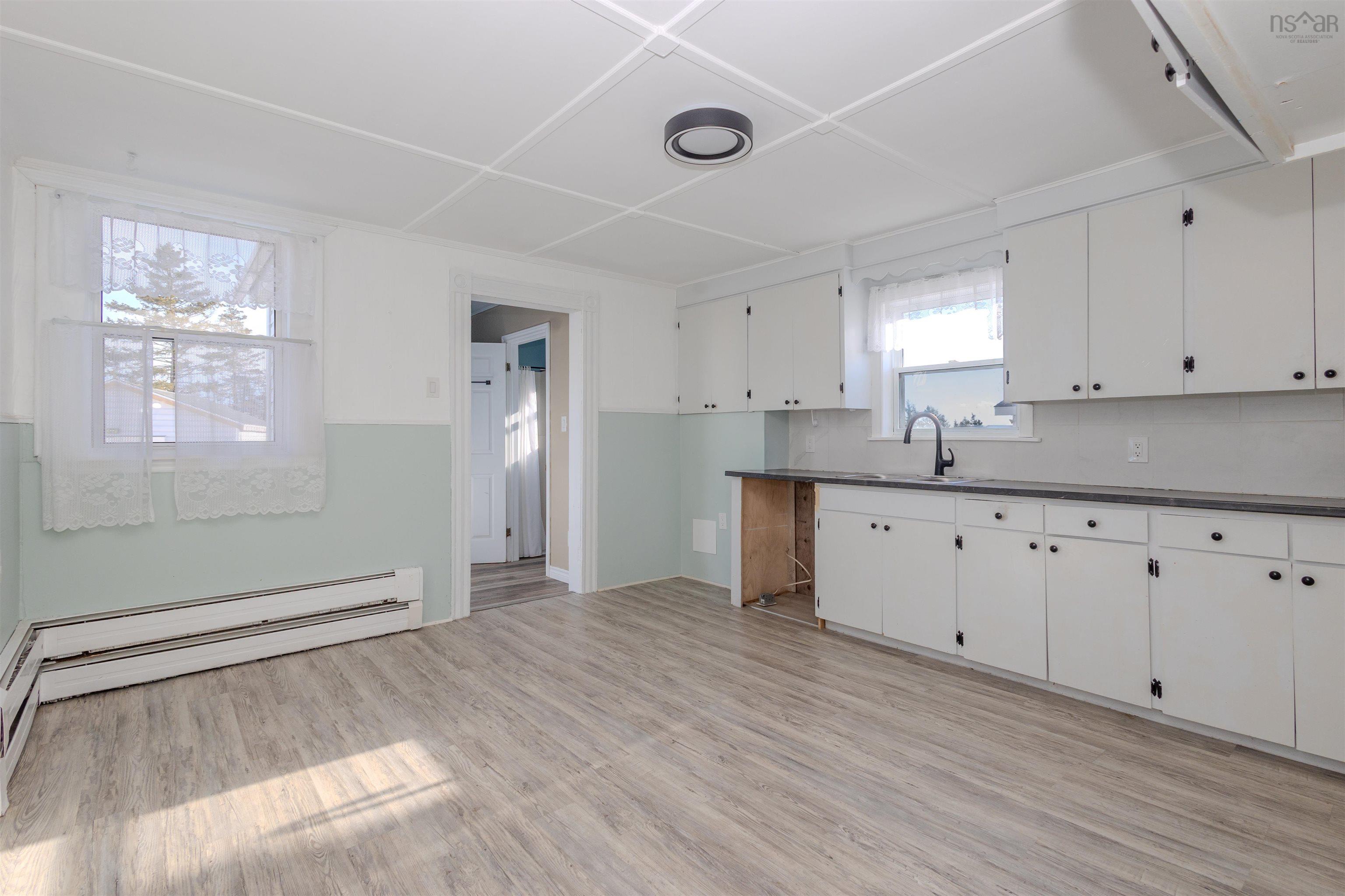 $140,000.00: 52 Pepperell Street, Louisbourg