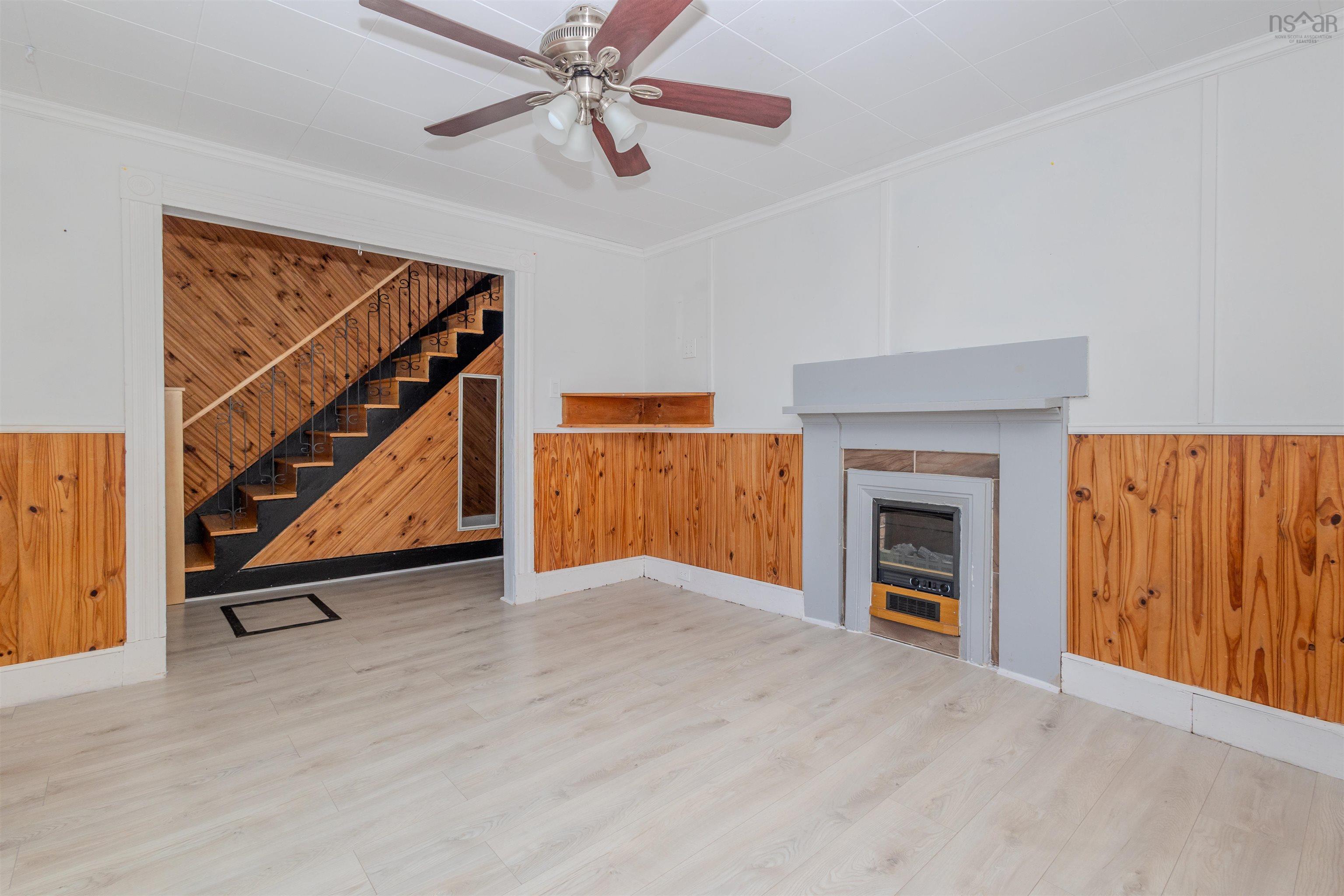 $140,000.00: 52 Pepperell Street, Louisbourg