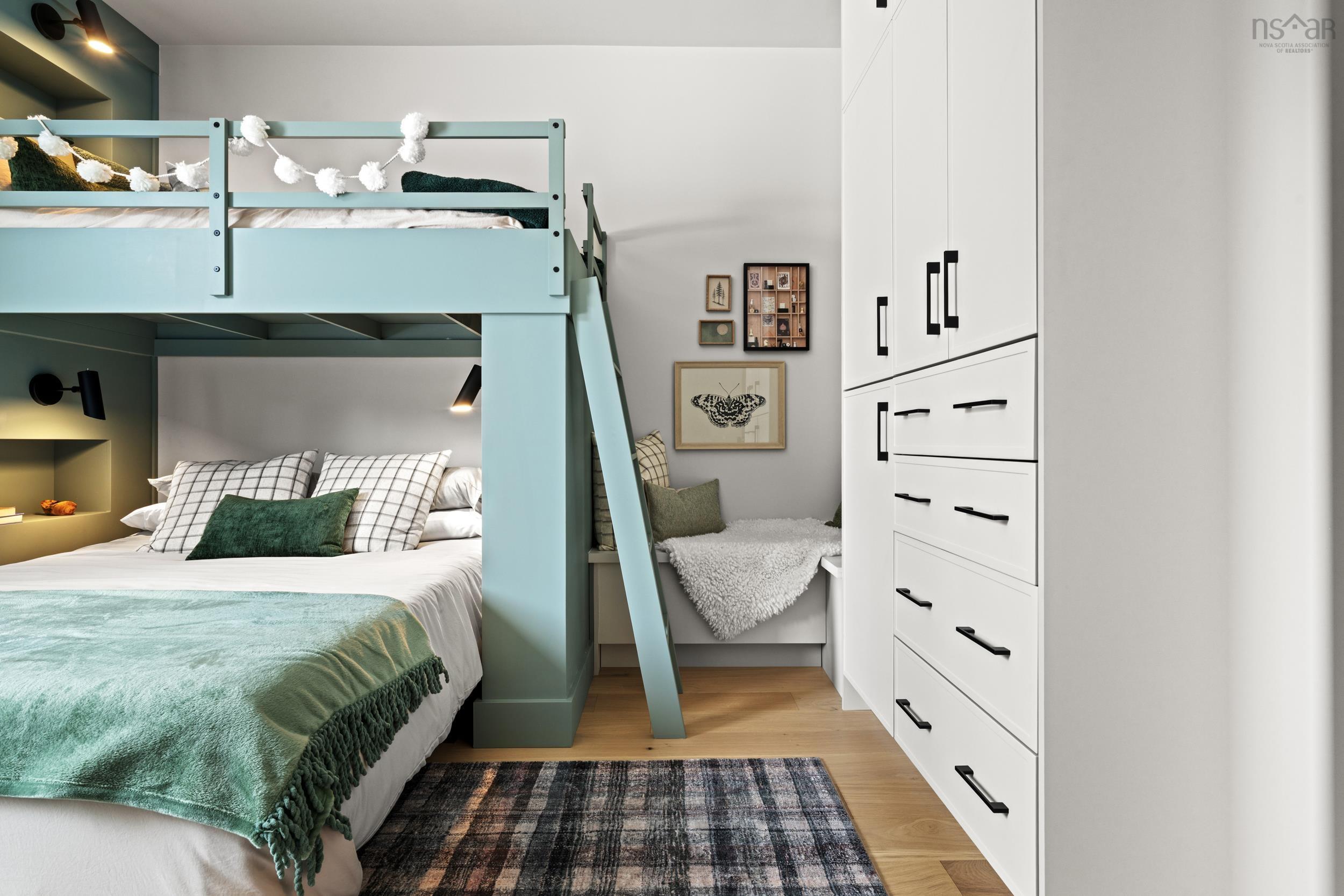 $995,000.00: 369 Meek Arm Trail, Mount Uniacke