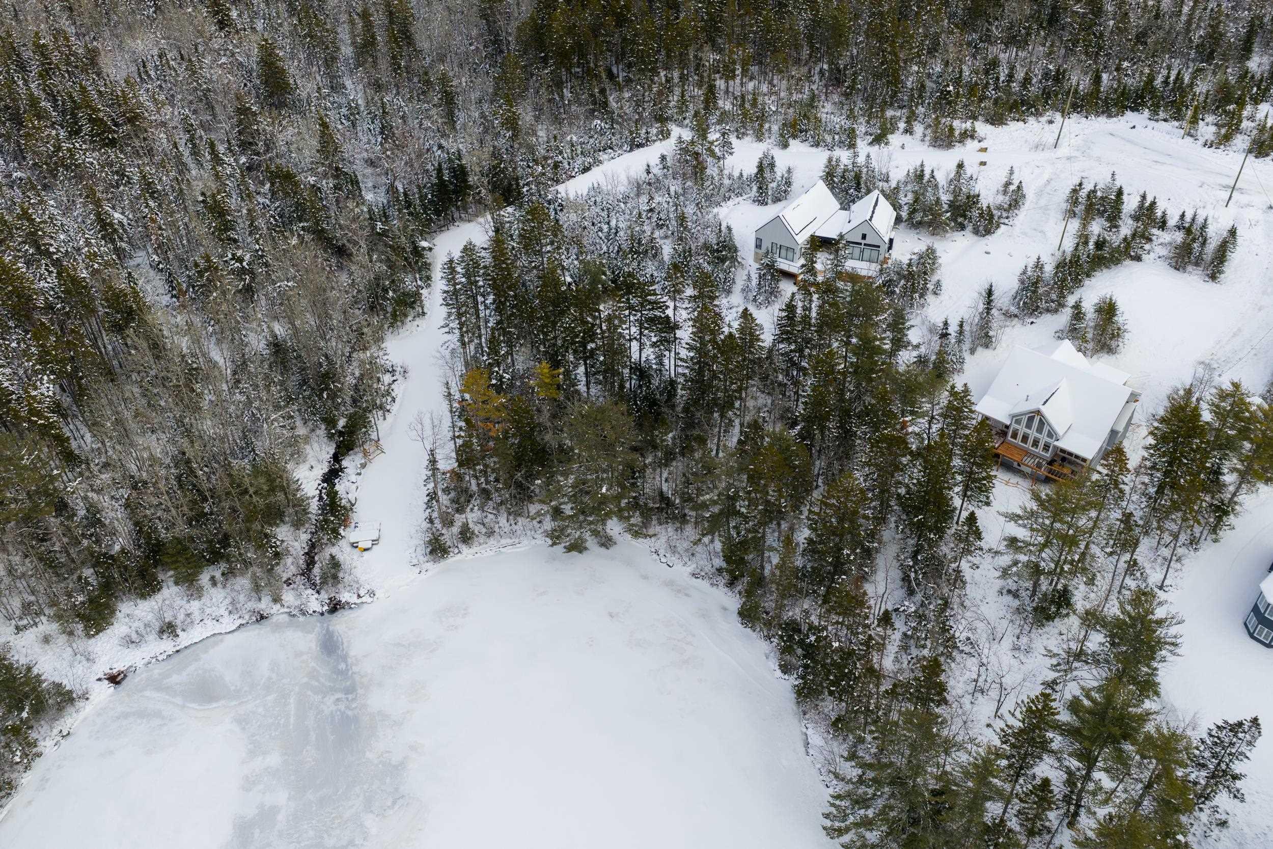 $995,000.00: 369 Meek Arm Trail, Mount Uniacke