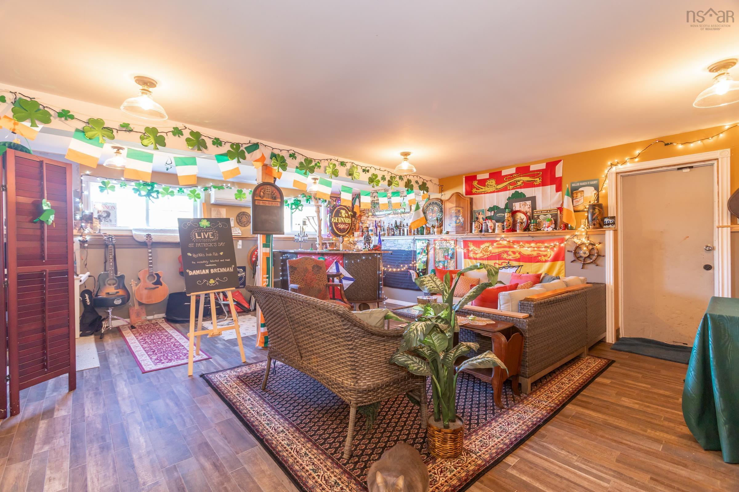 $532,990.00: 98 Poplar Drive, Meadowvale