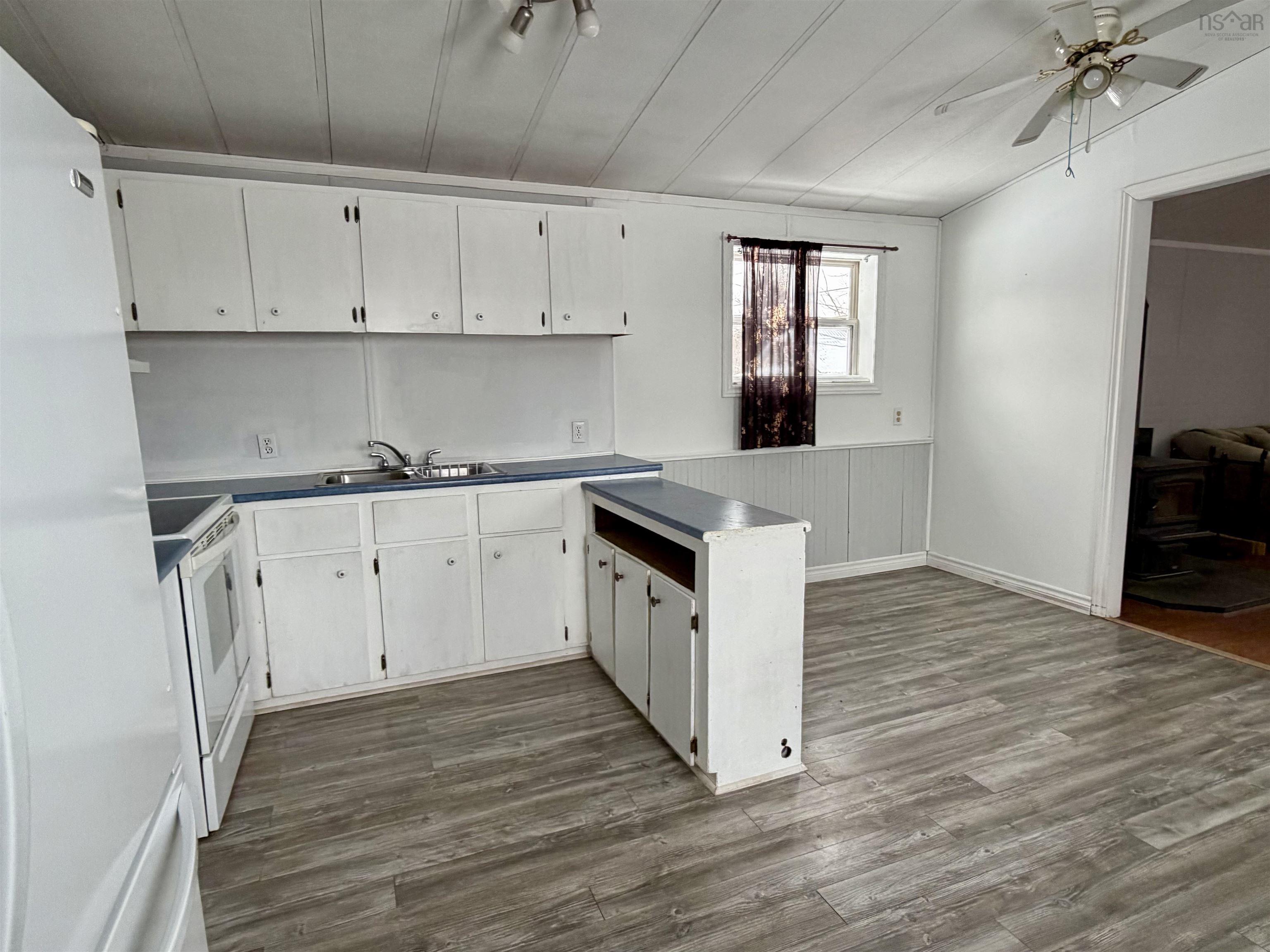 $159,900.00: 44 Chapel Street, Springhill