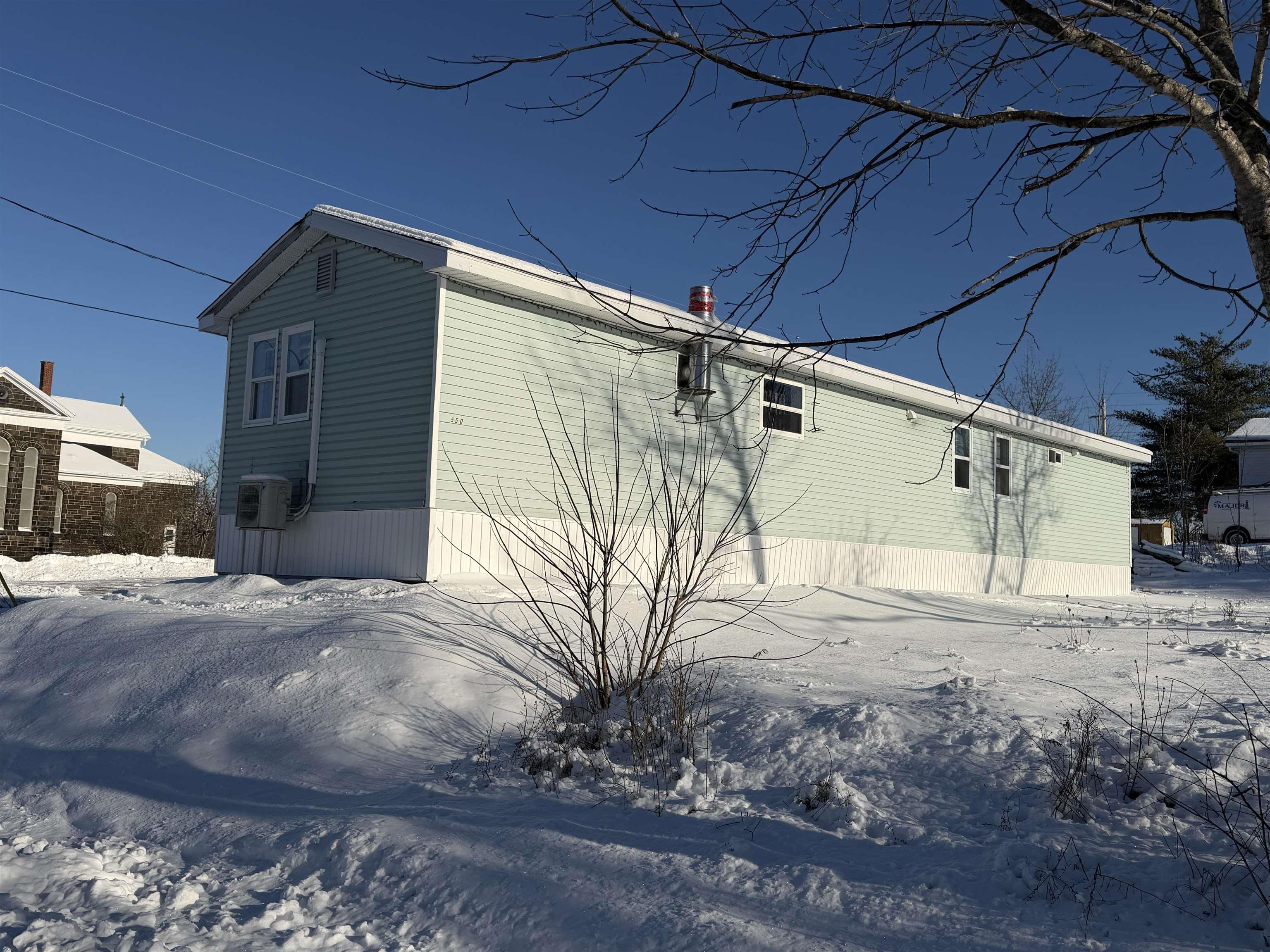 $159,900.00: 44 Chapel Street, Springhill