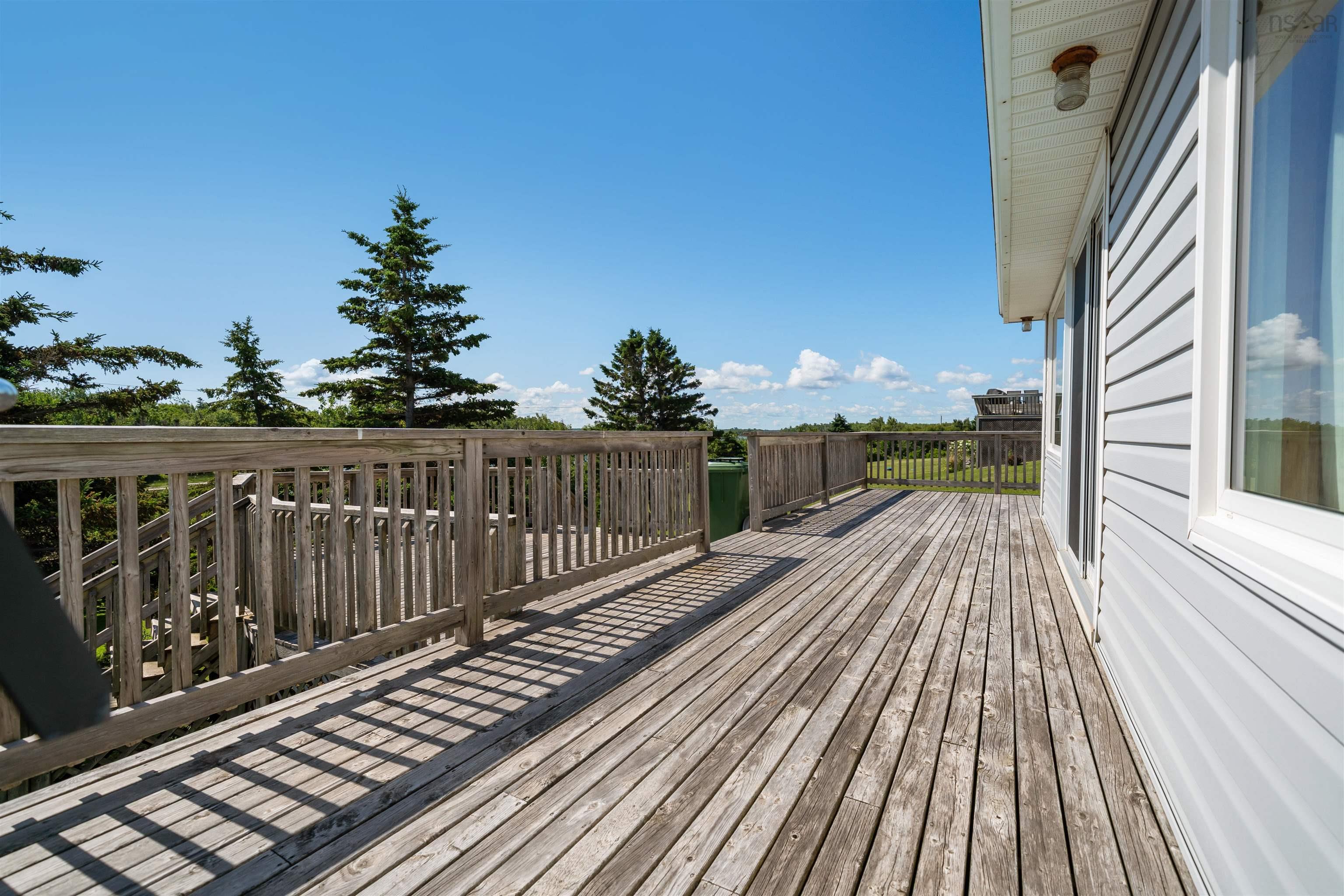 $449,000.00: 23 Hilltop Lane, Caribou Island