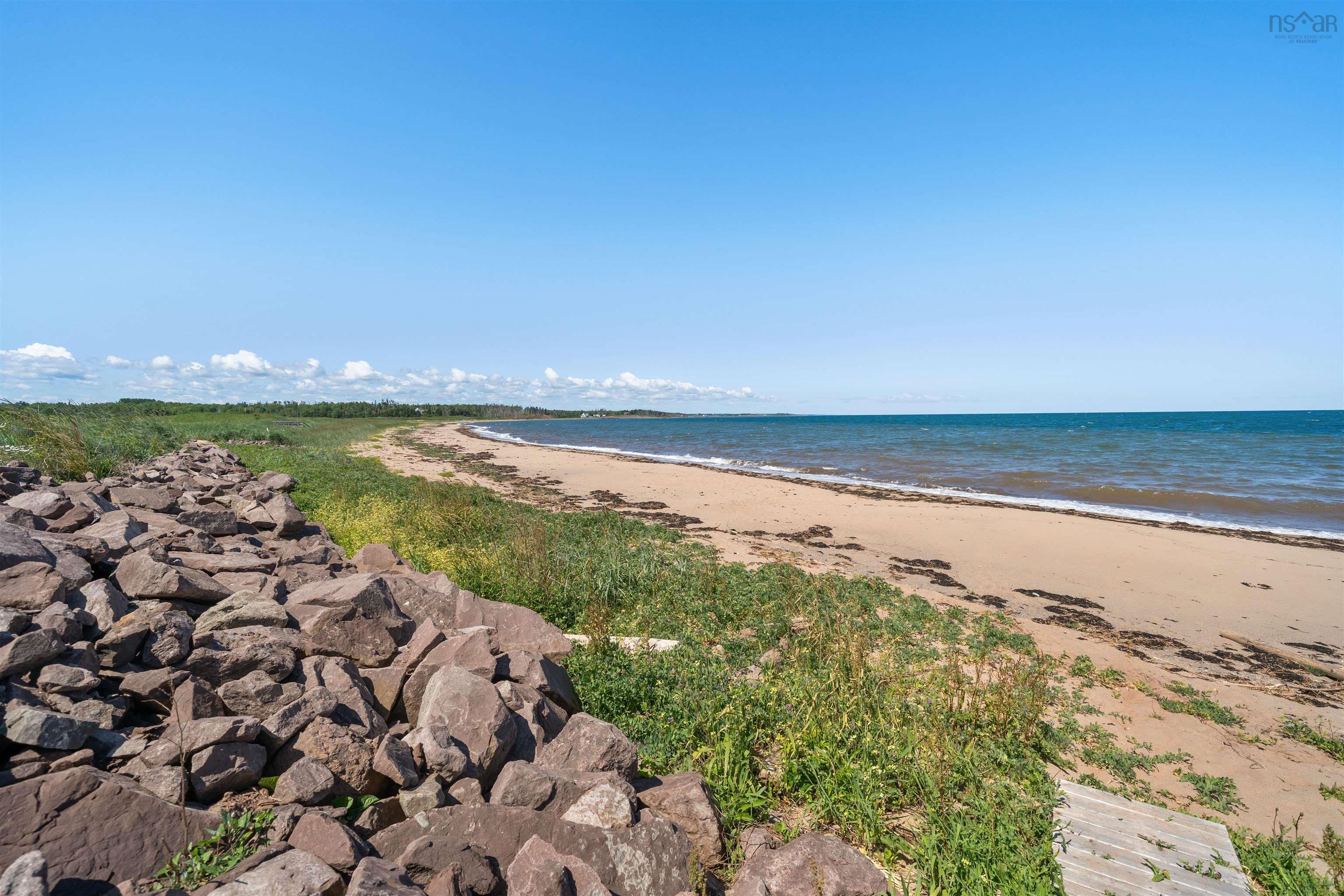 $449,000.00: 23 Hilltop Lane, Caribou Island