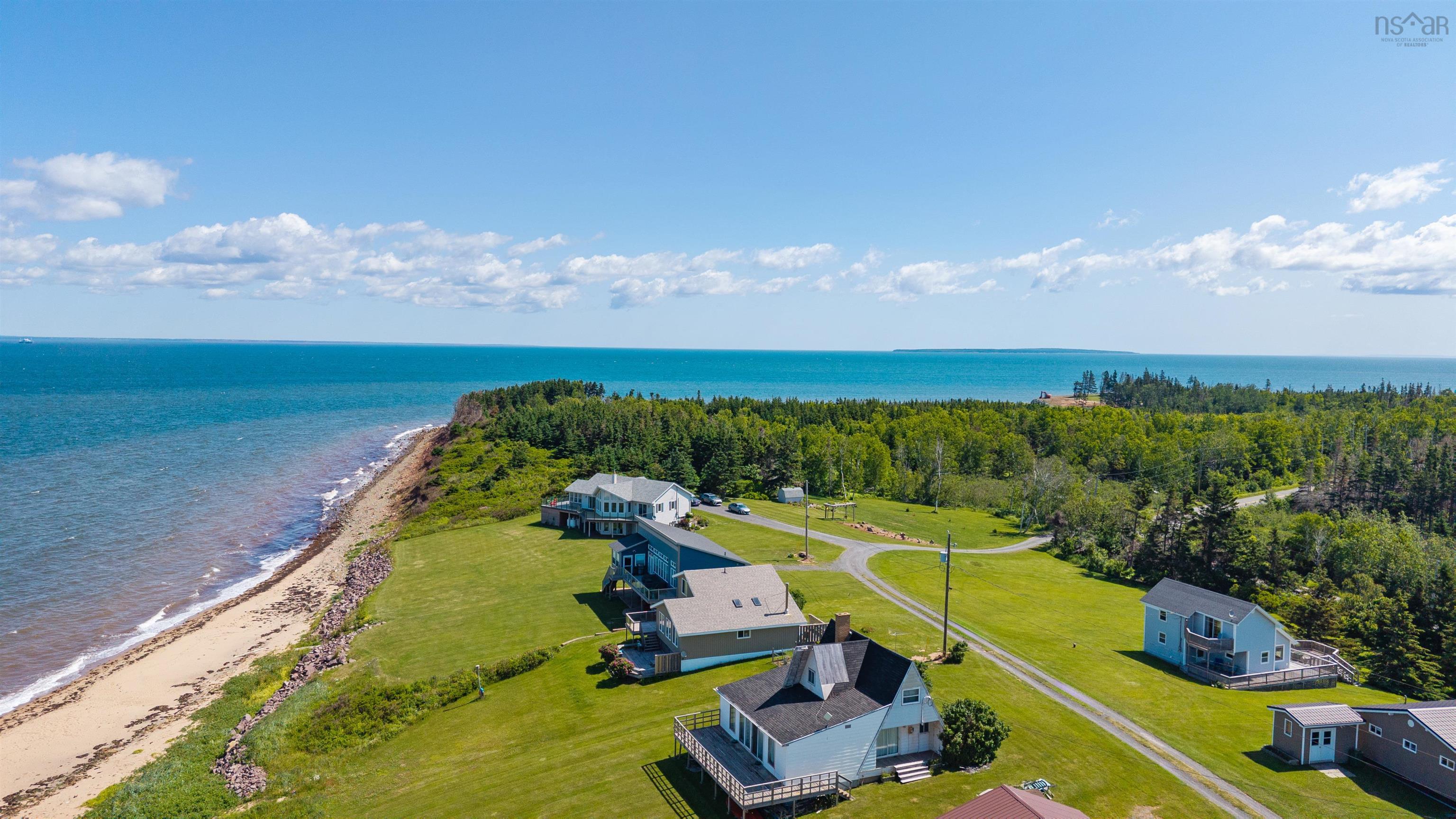 $449,000.00: 23 Hilltop Lane, Caribou Island