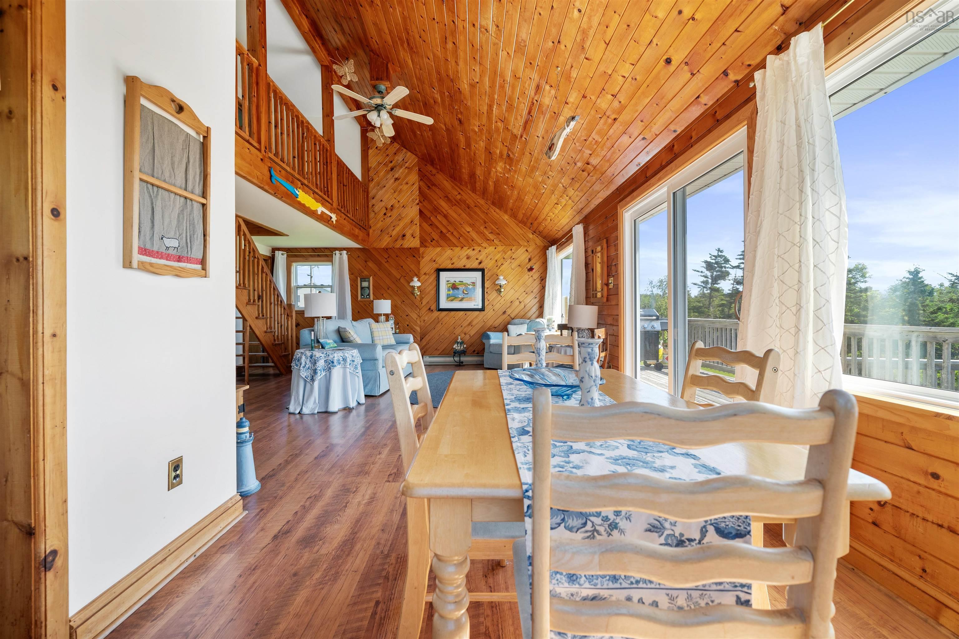 $449,000.00: 23 Hilltop Lane, Caribou Island