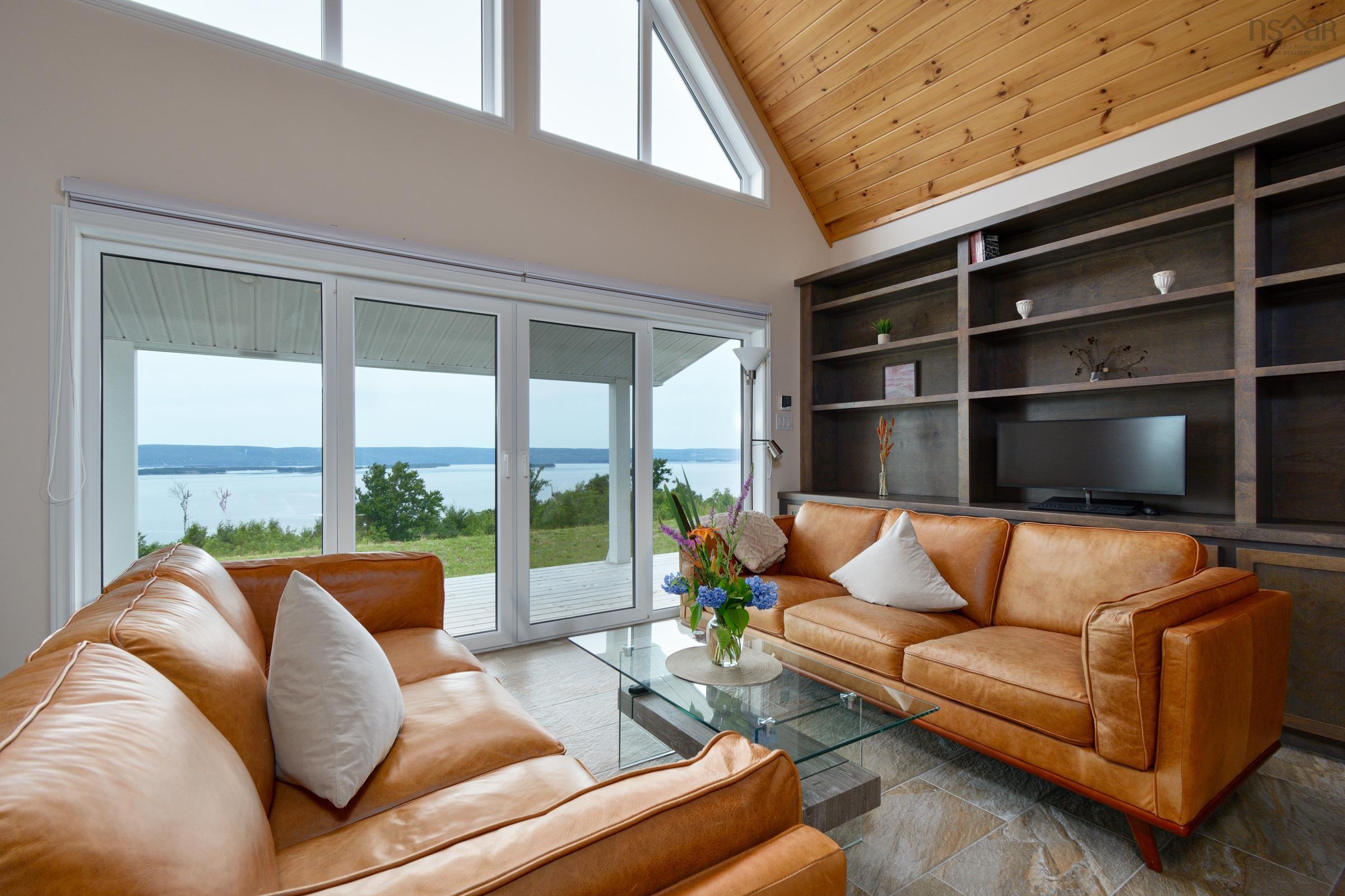 $1,995,000.00: 11 and 23 Golden View Drive, St George